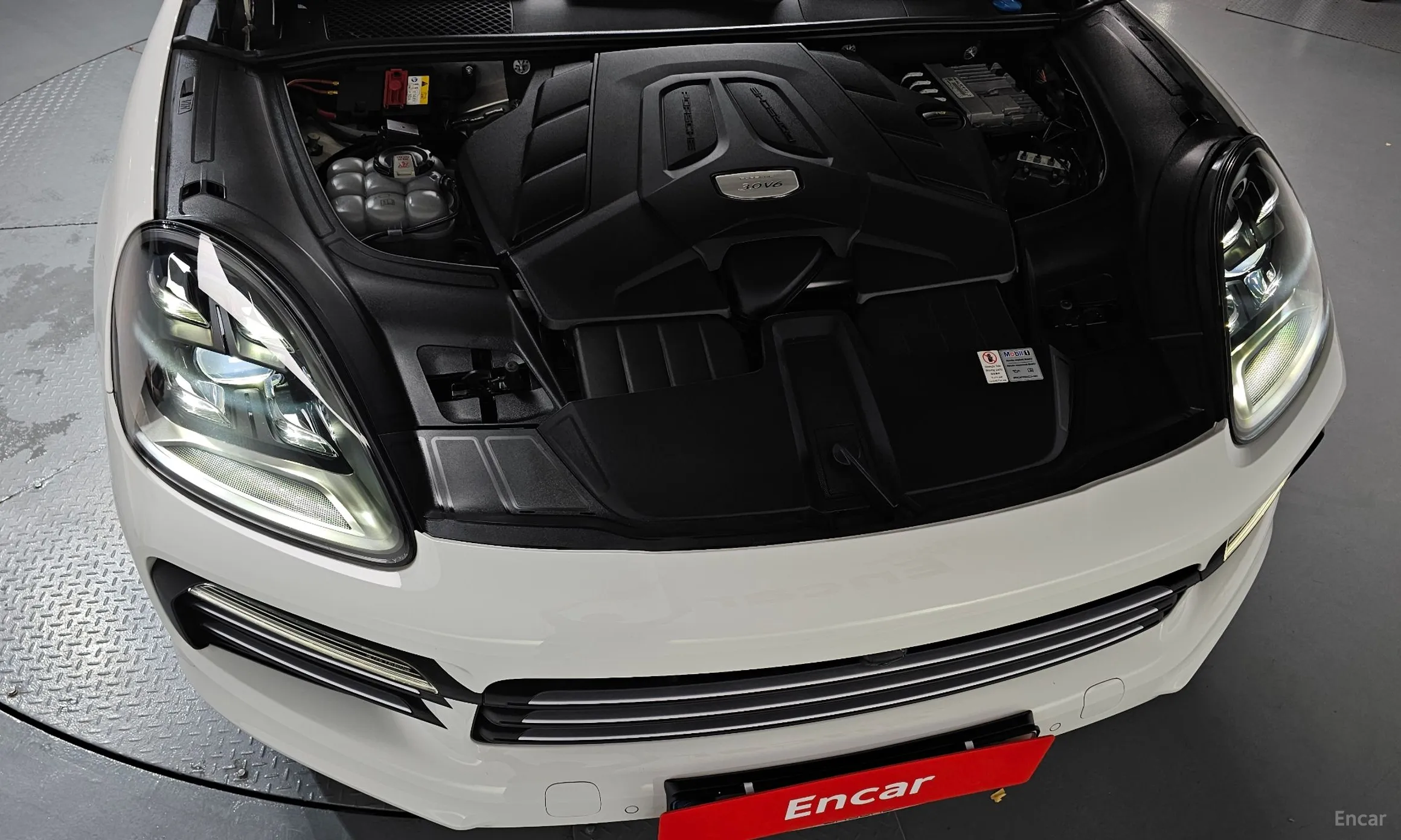 Porsche Cayenne (PO536) превью 6