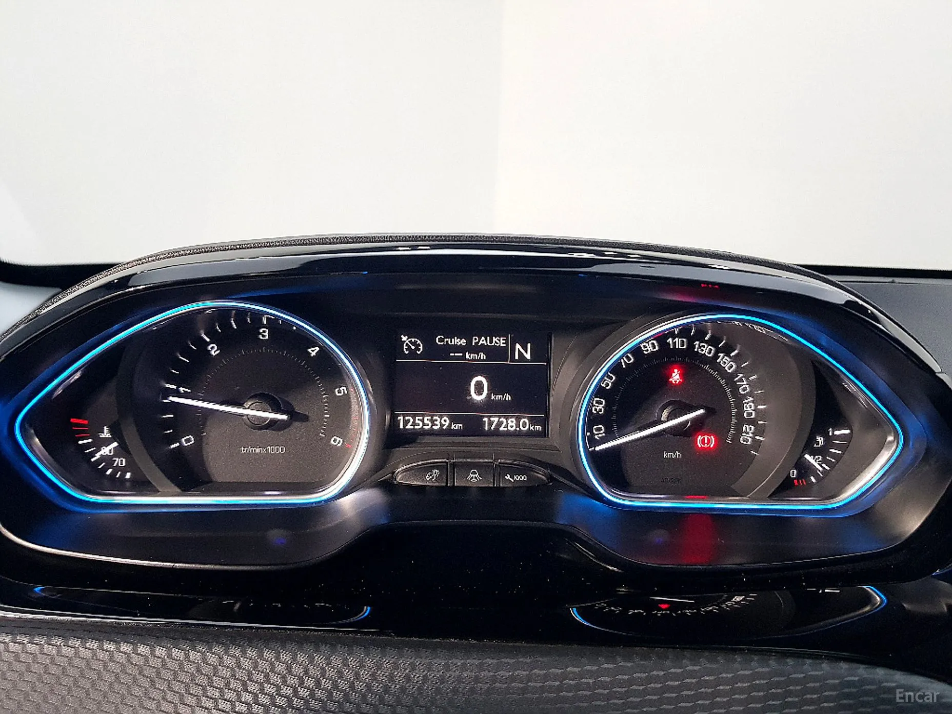 Peugeot 2008. превью 8