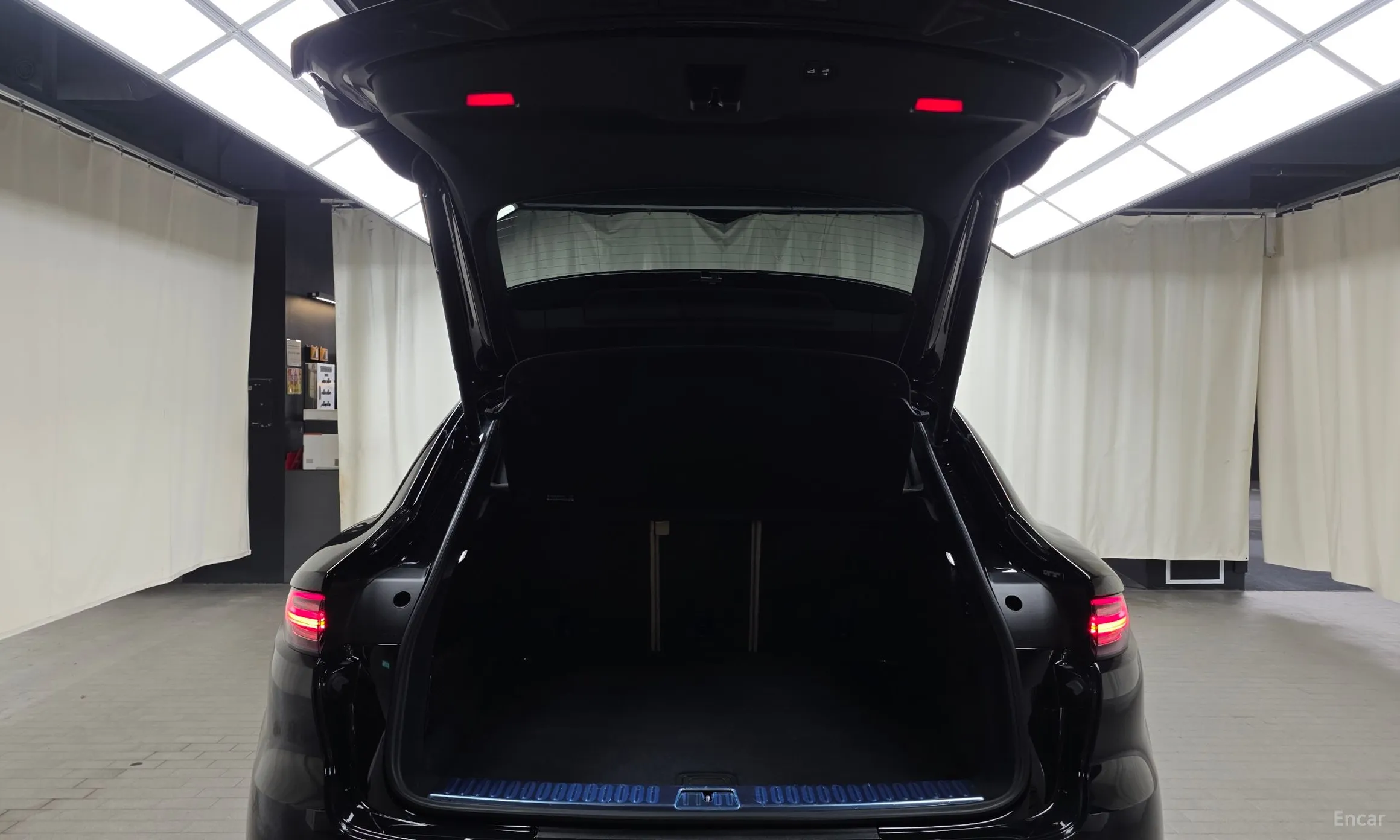 Porsche Cayenne (PO536) превью 18