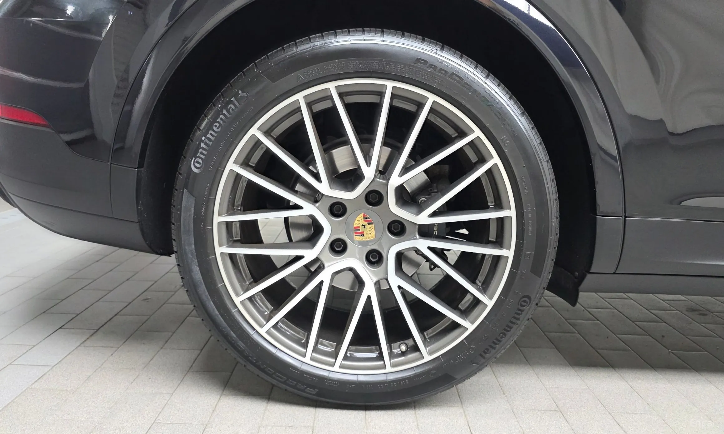 Porsche Cayenne (PO536) превью 5
