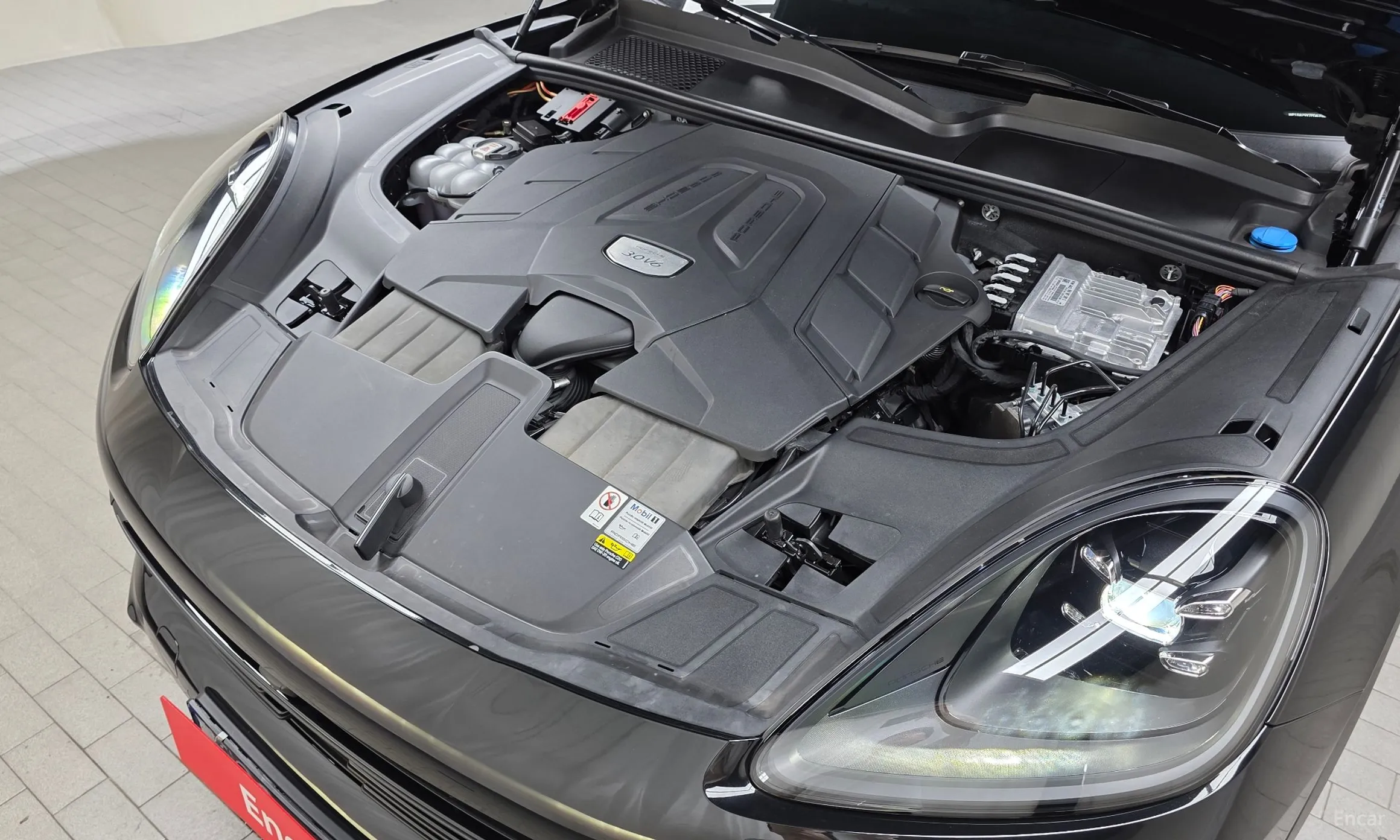 Porsche Cayenne (PO536) превью 6