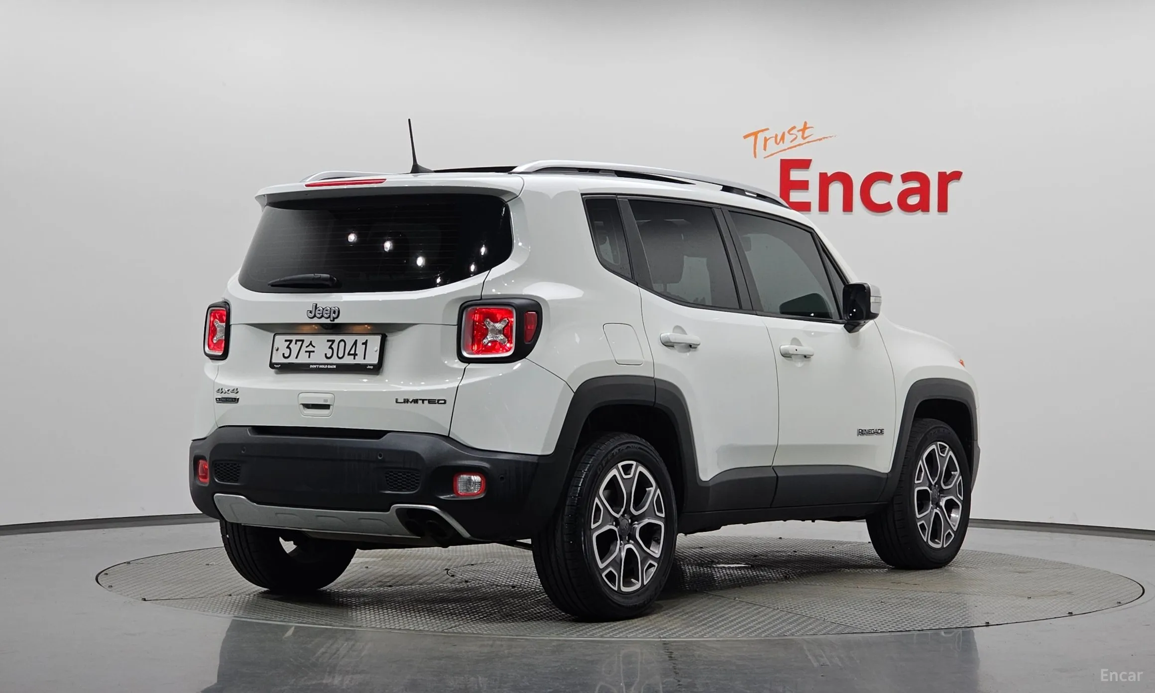 Jeep Renegade превью 2