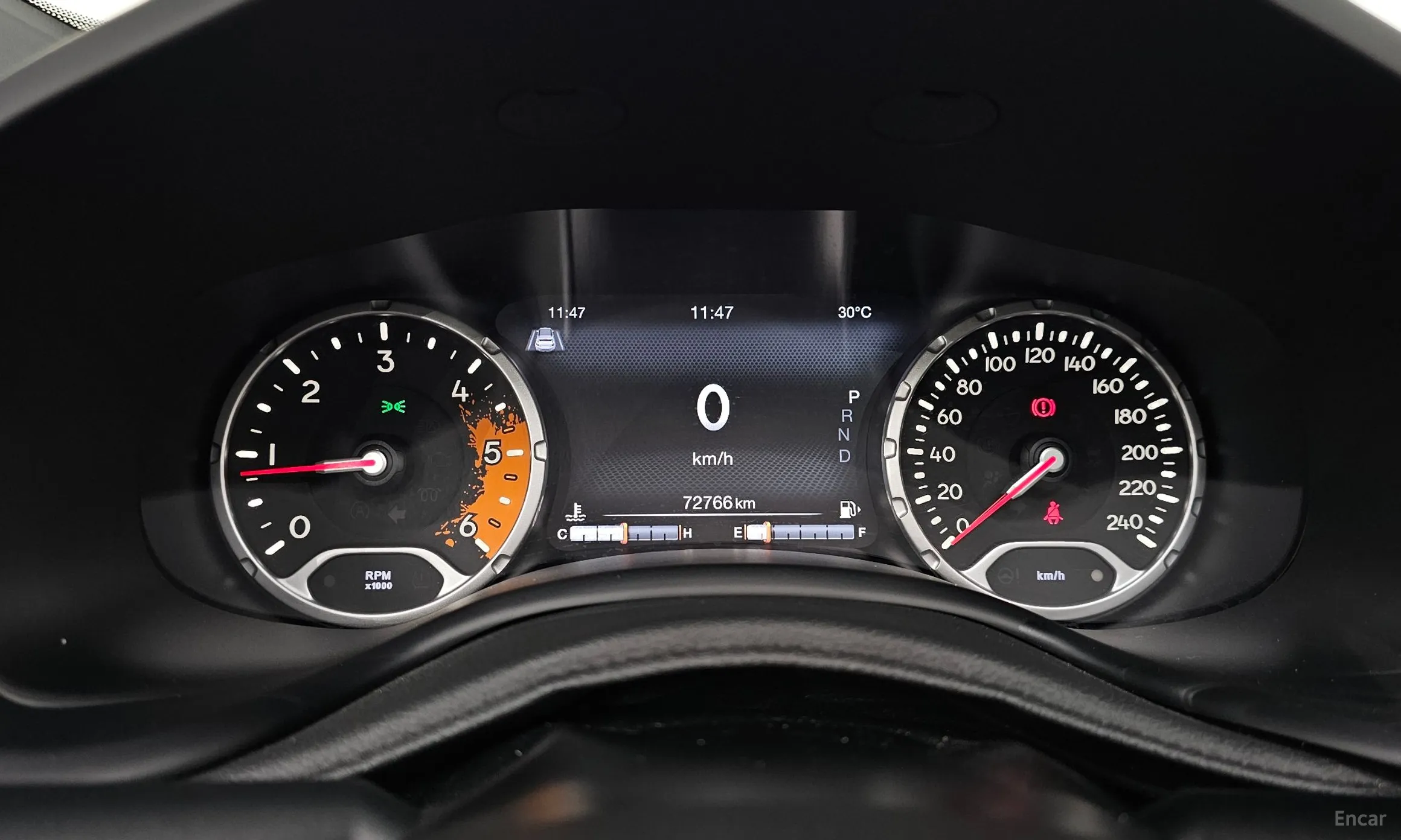 Jeep Renegade превью 8