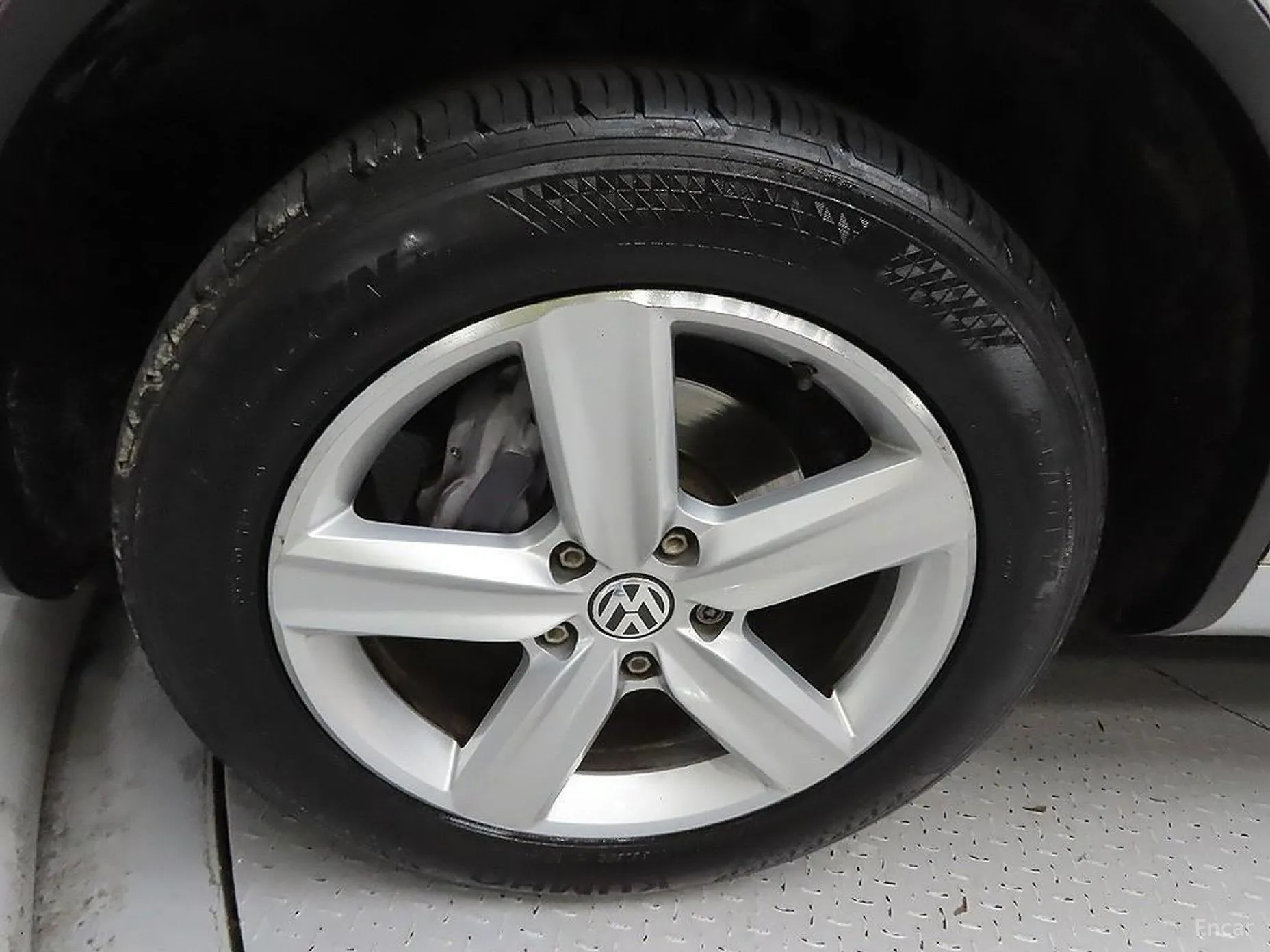 Volkswagen New Touareg превью 5