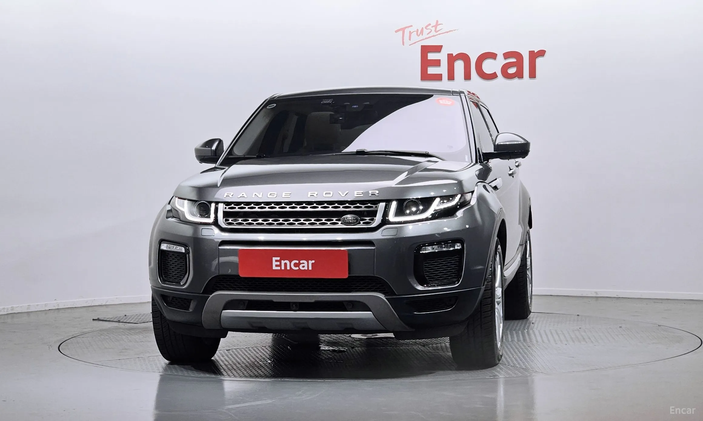 Land Rover Range Rover Evoque превью 3