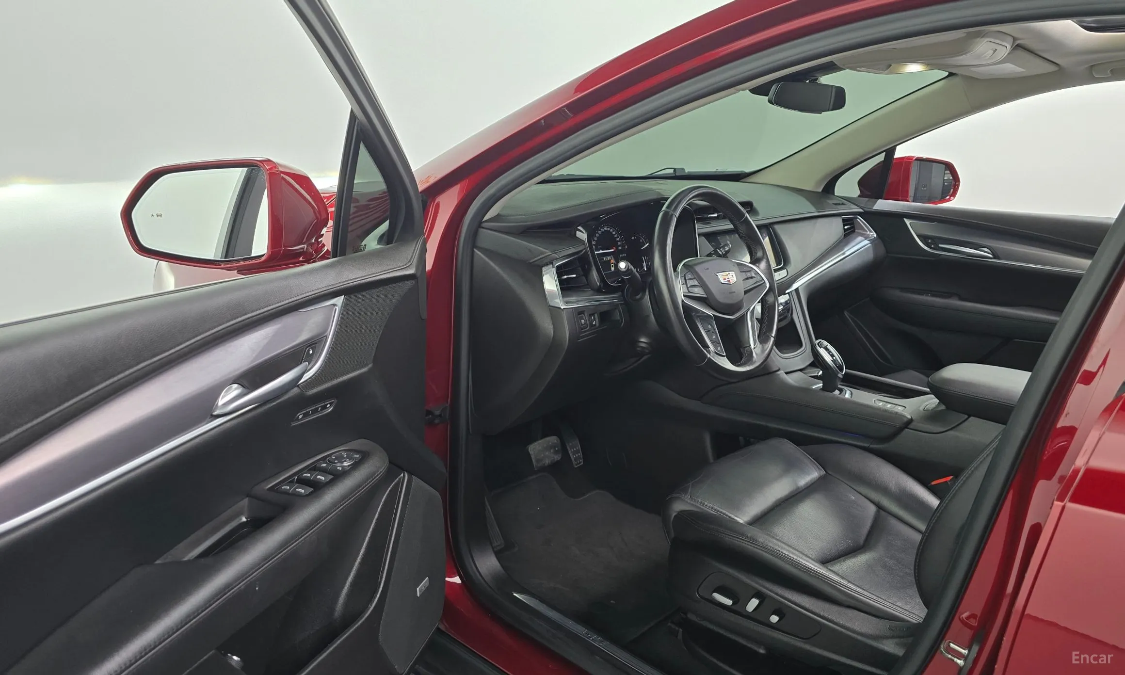 Cadillac XT5 превью 10