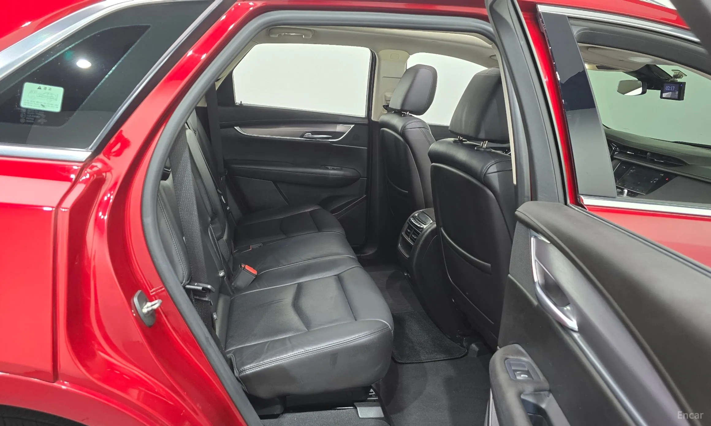 Cadillac XT5 превью 11
