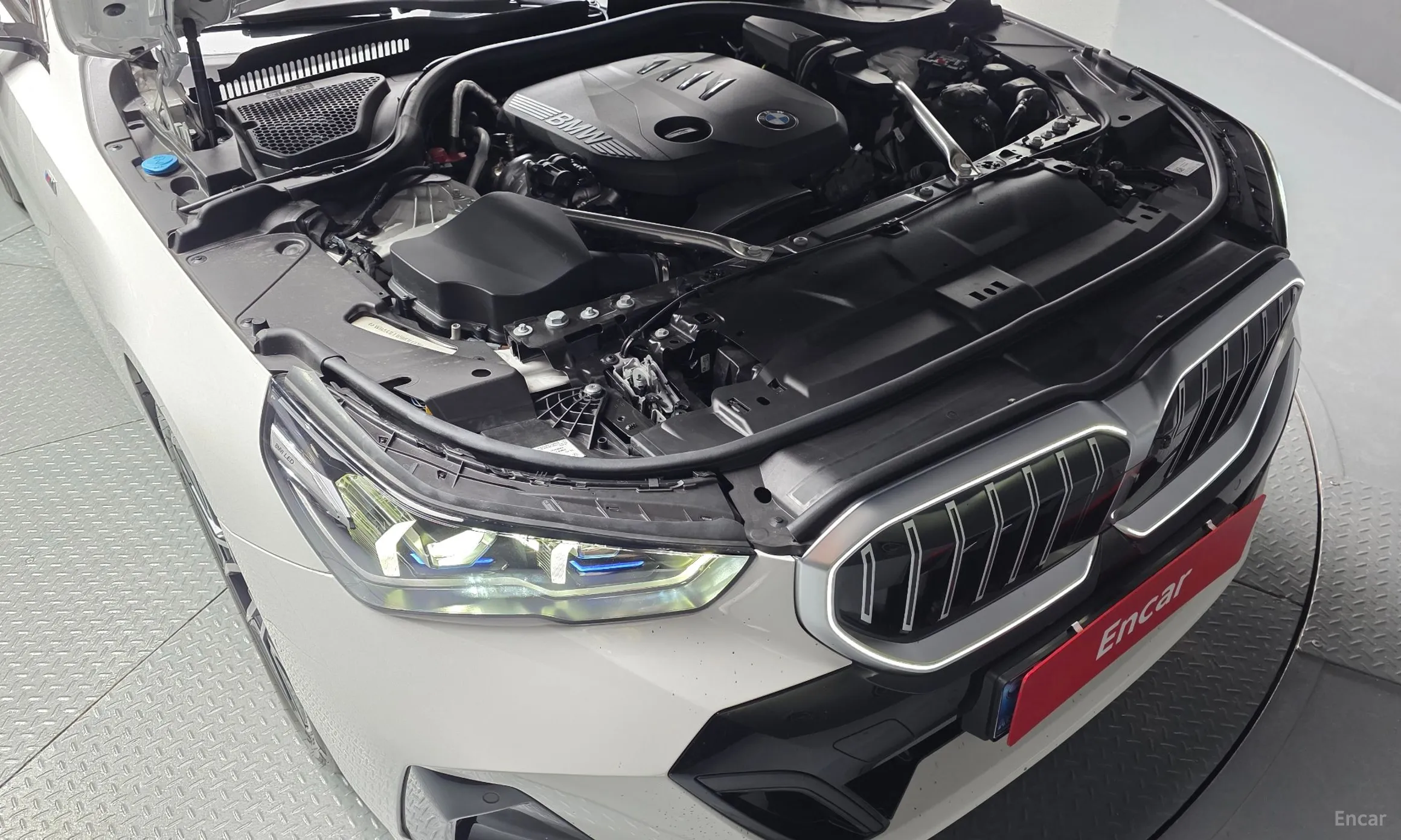 BMW 5 Series (G60) превью 6