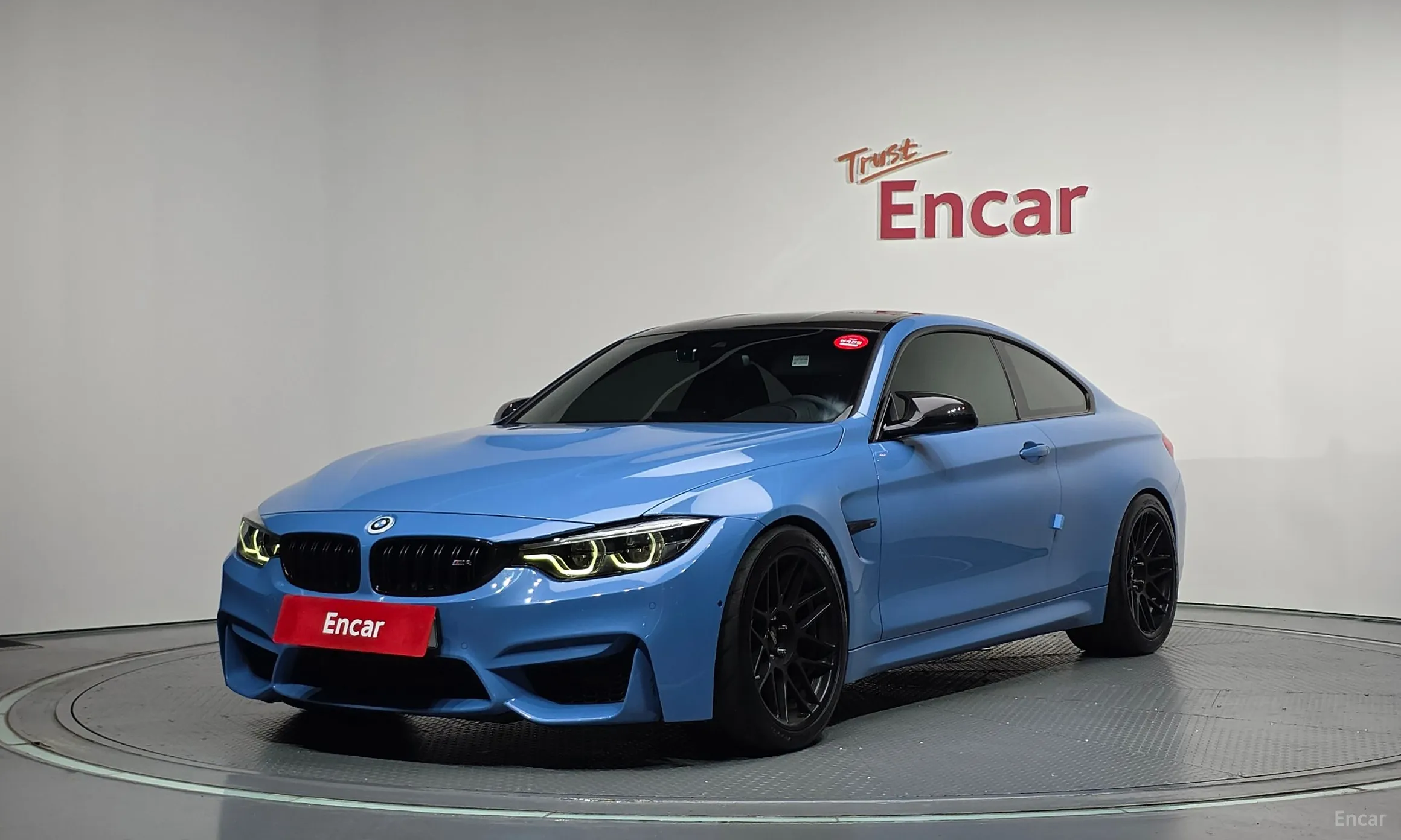 BMW M4 (F82)