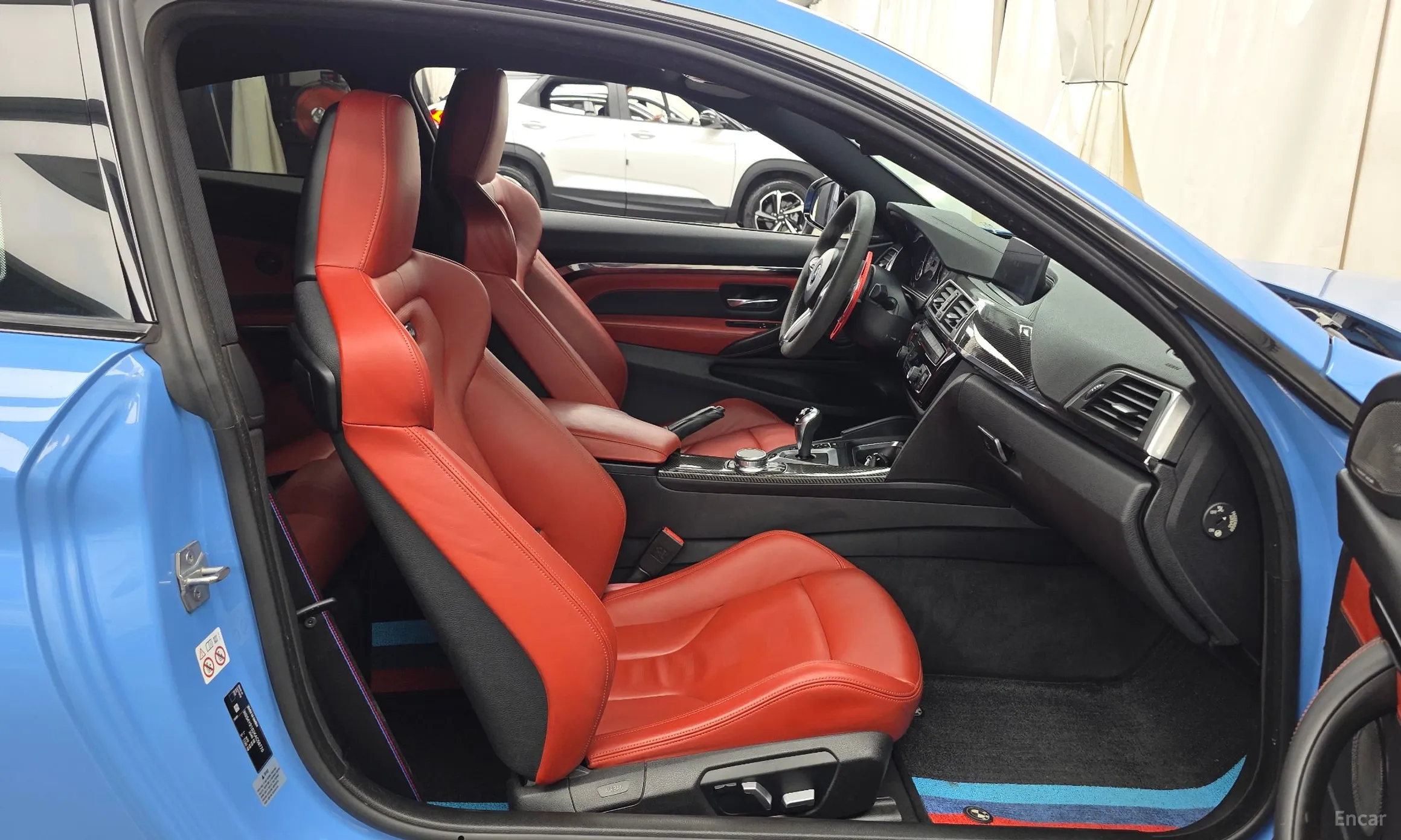 BMW M4 (F82) превью 11