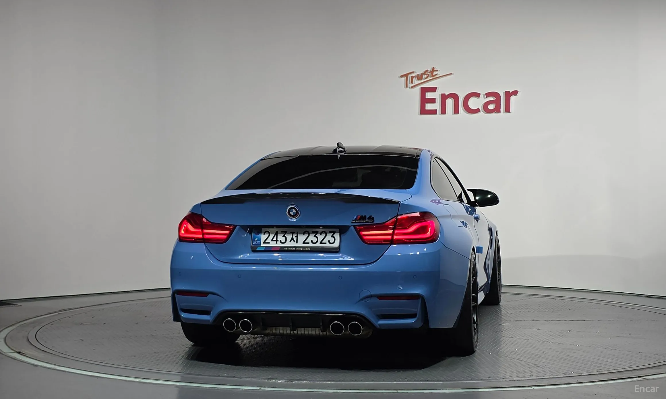 BMW M4 (F82) превью 4