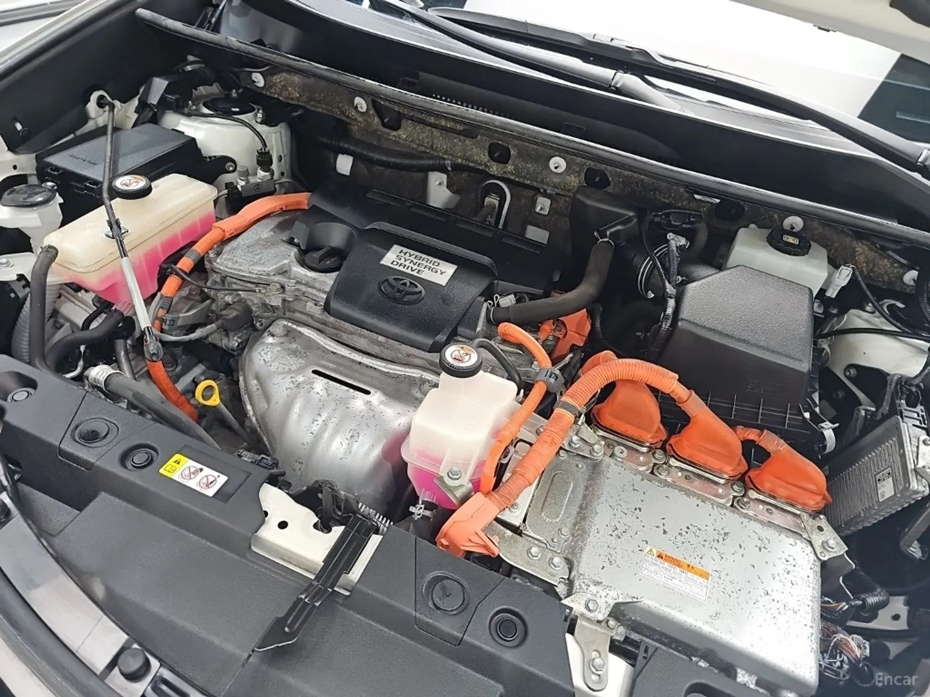 Toyota RAV4 превью 6