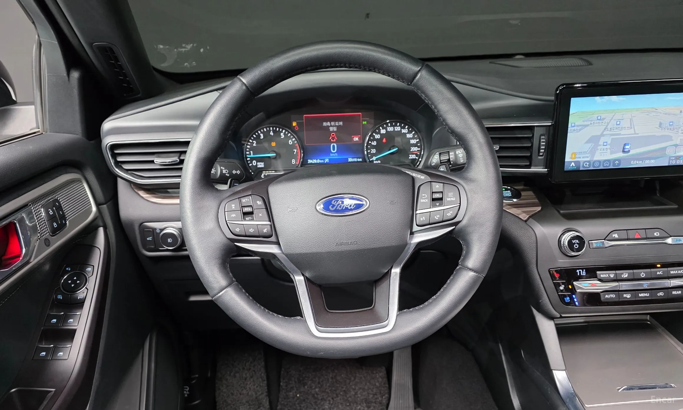 Ford Explorer 6th Generation превью 14