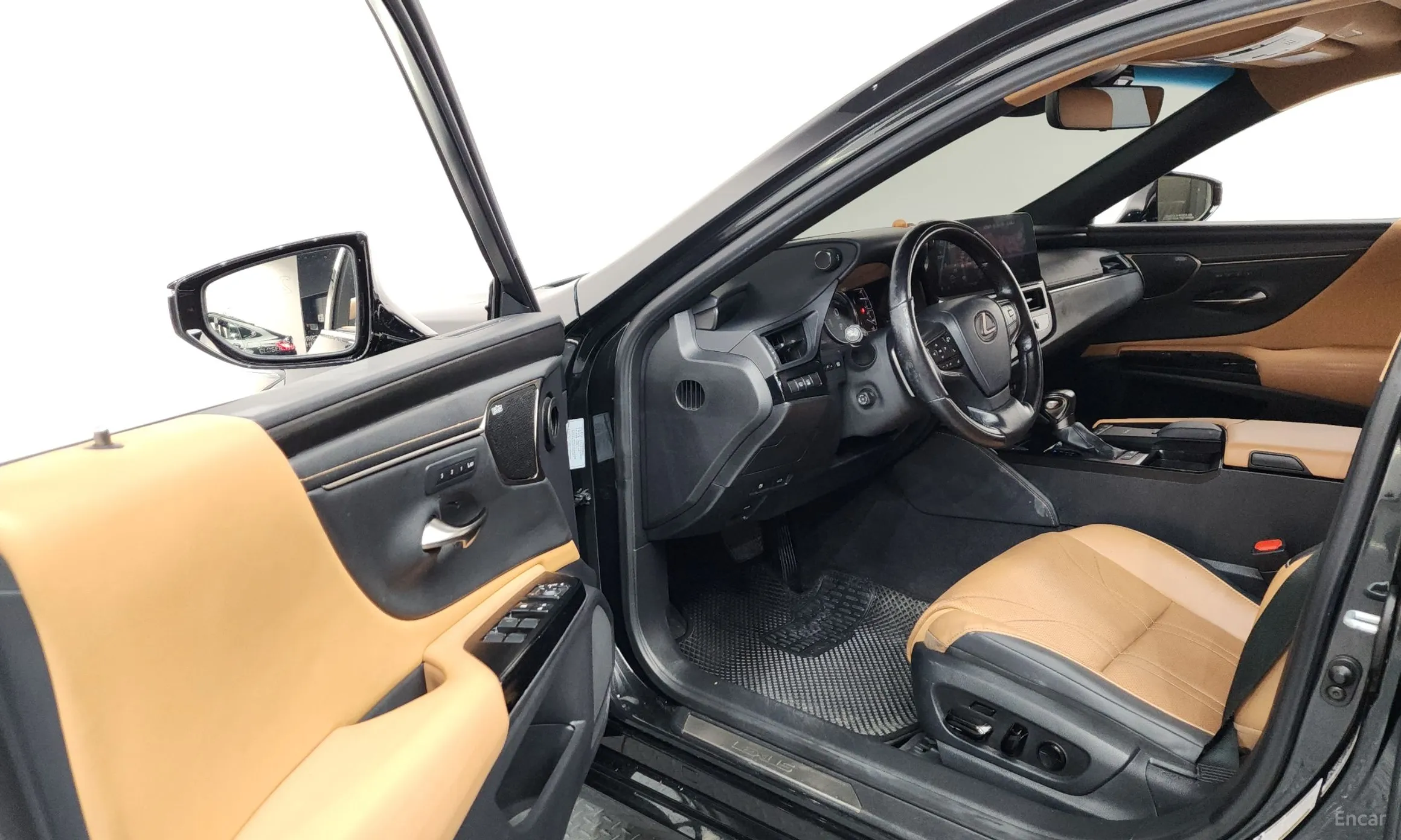 Lexus ES300h 7th Generation превью 10