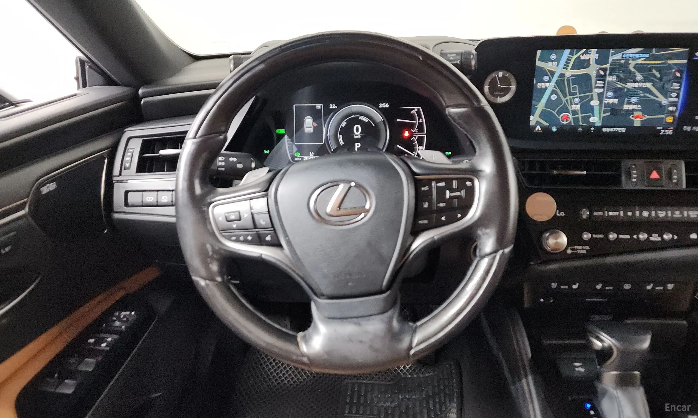 Lexus ES300h 7th Generation превью 13