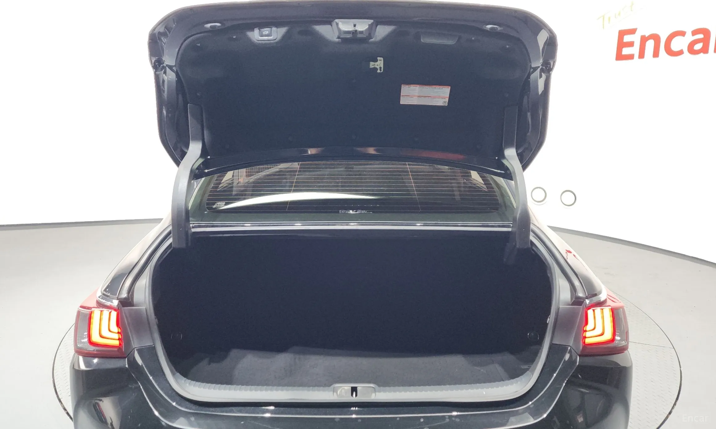 Lexus ES300h 7th Generation превью 20