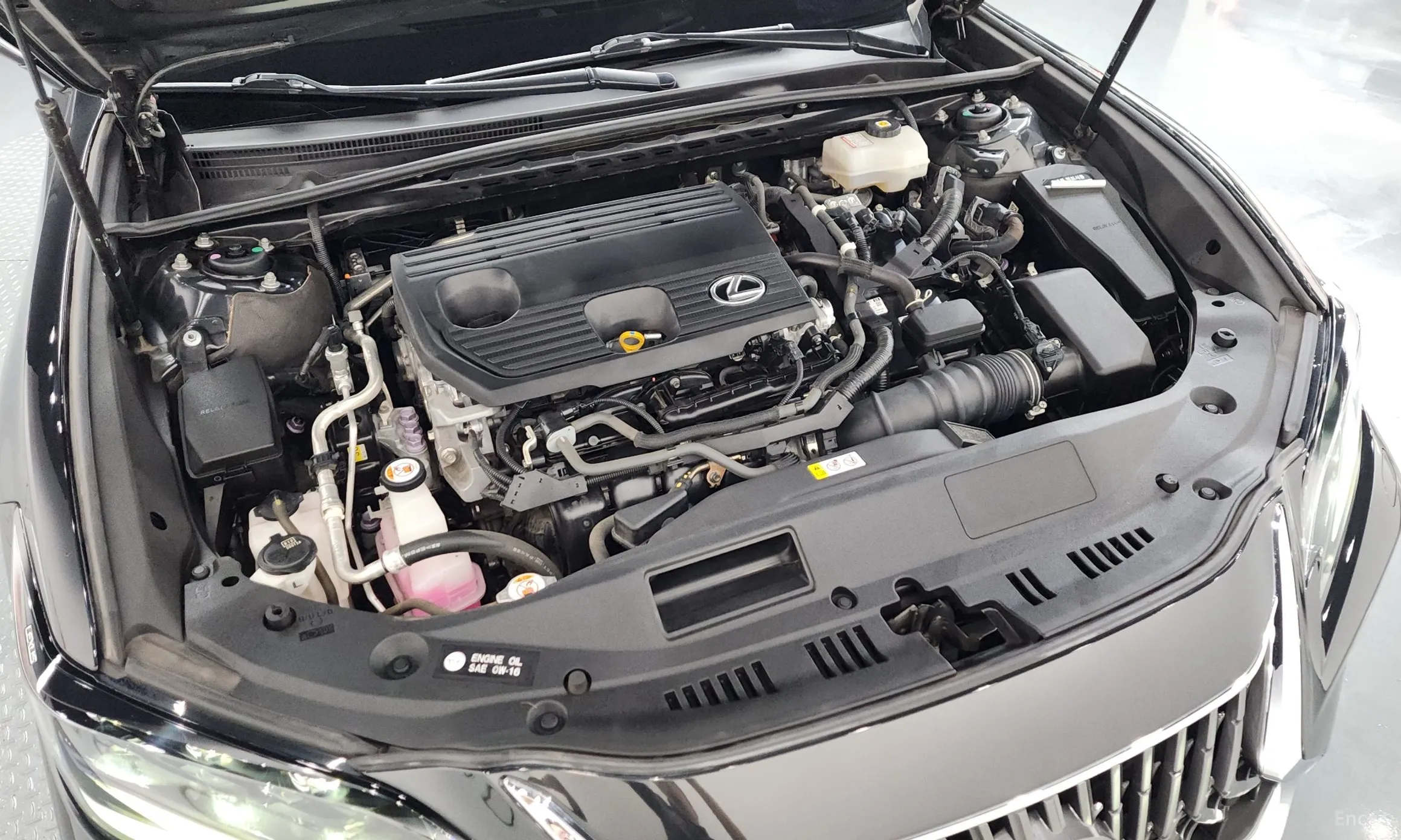 Lexus ES300h 7th Generation превью 6
