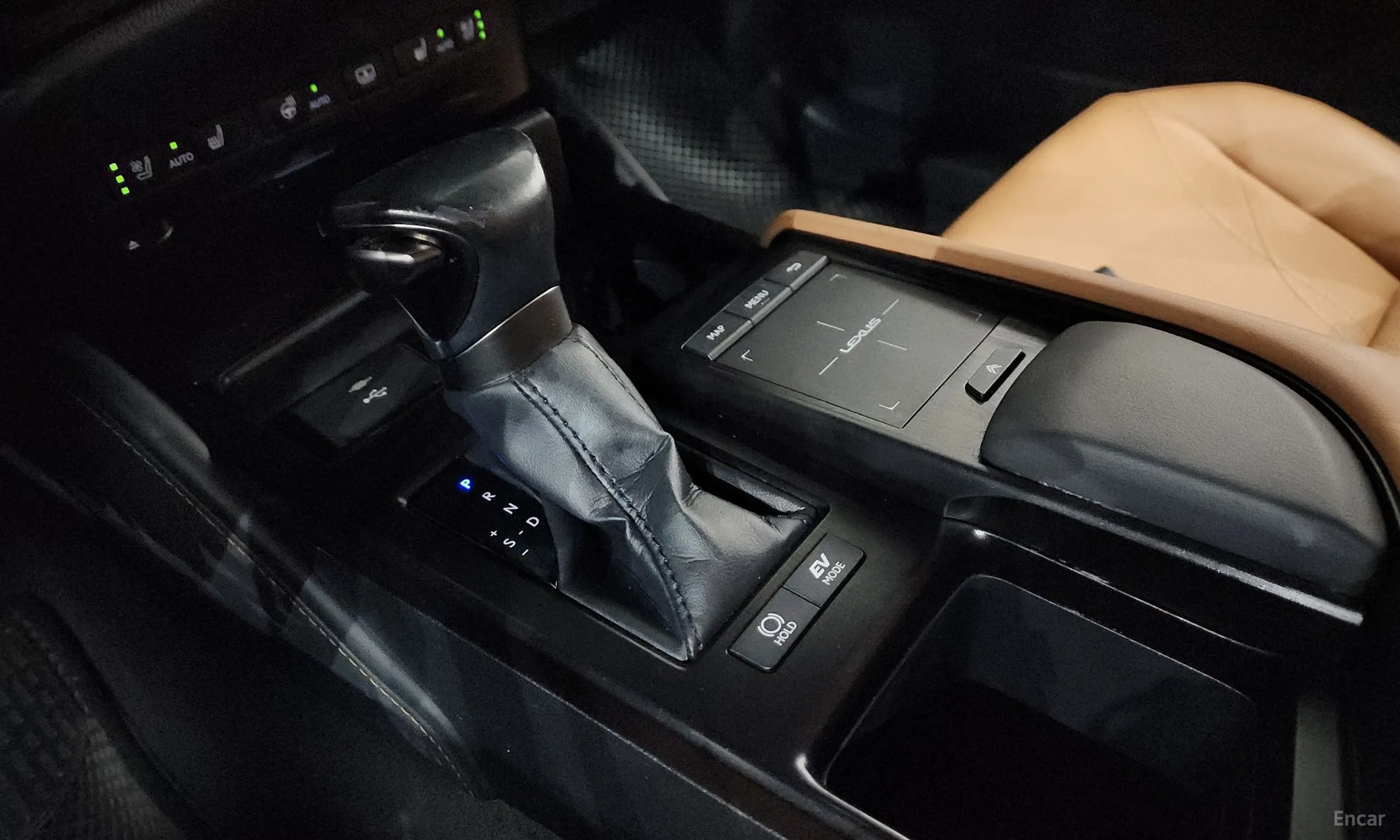 Lexus ES300h 7th Generation превью 9