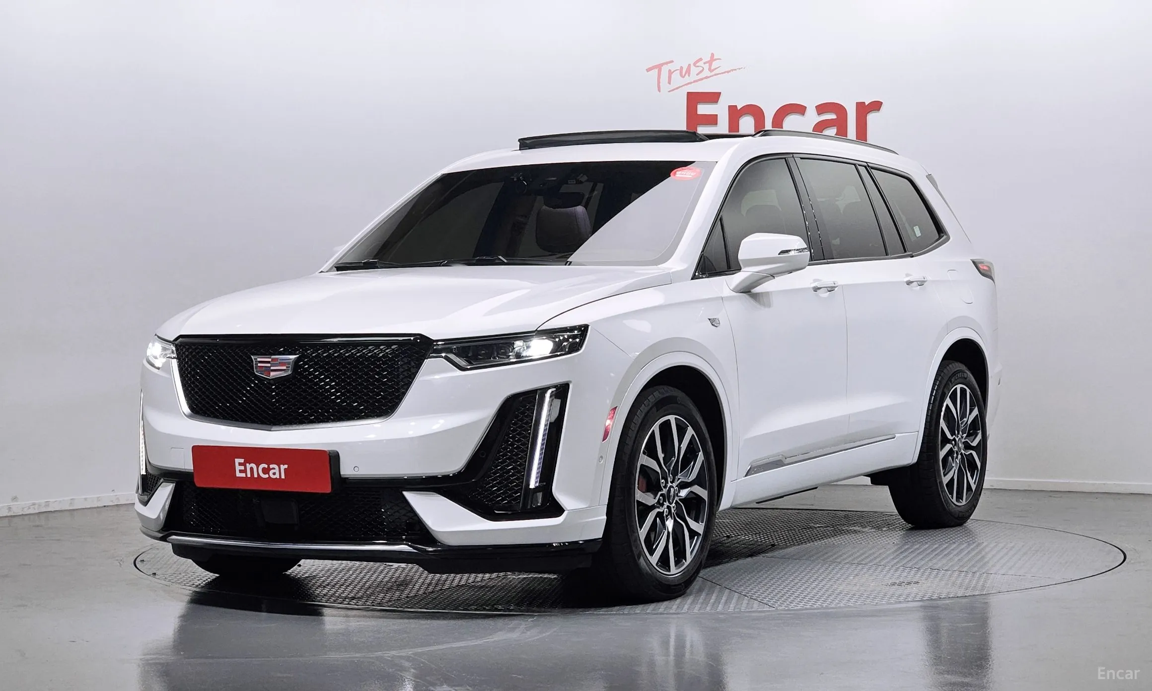 XT6