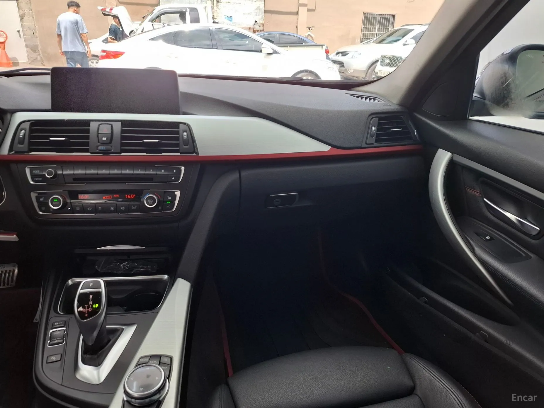 BMW 3 Series (F30) превью 10