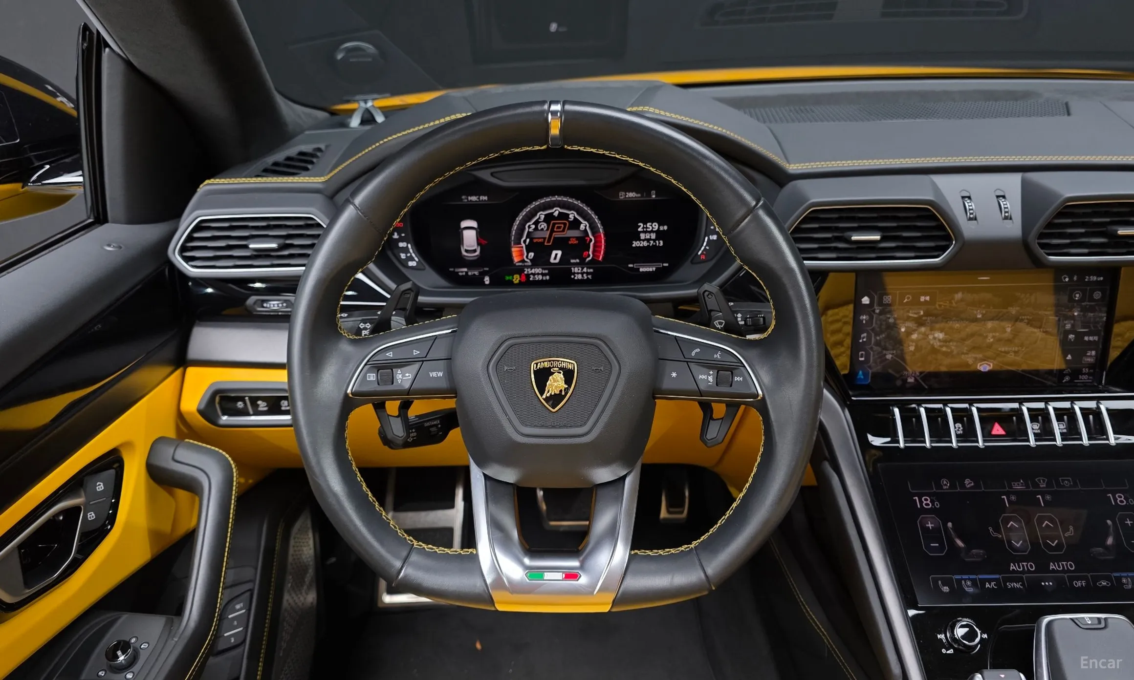 Lamborghini Urus превью 13