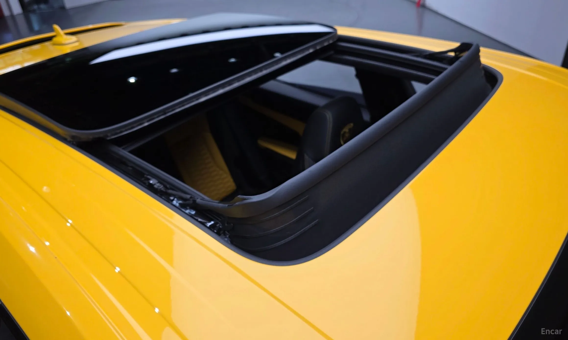 Lamborghini Urus превью 19
