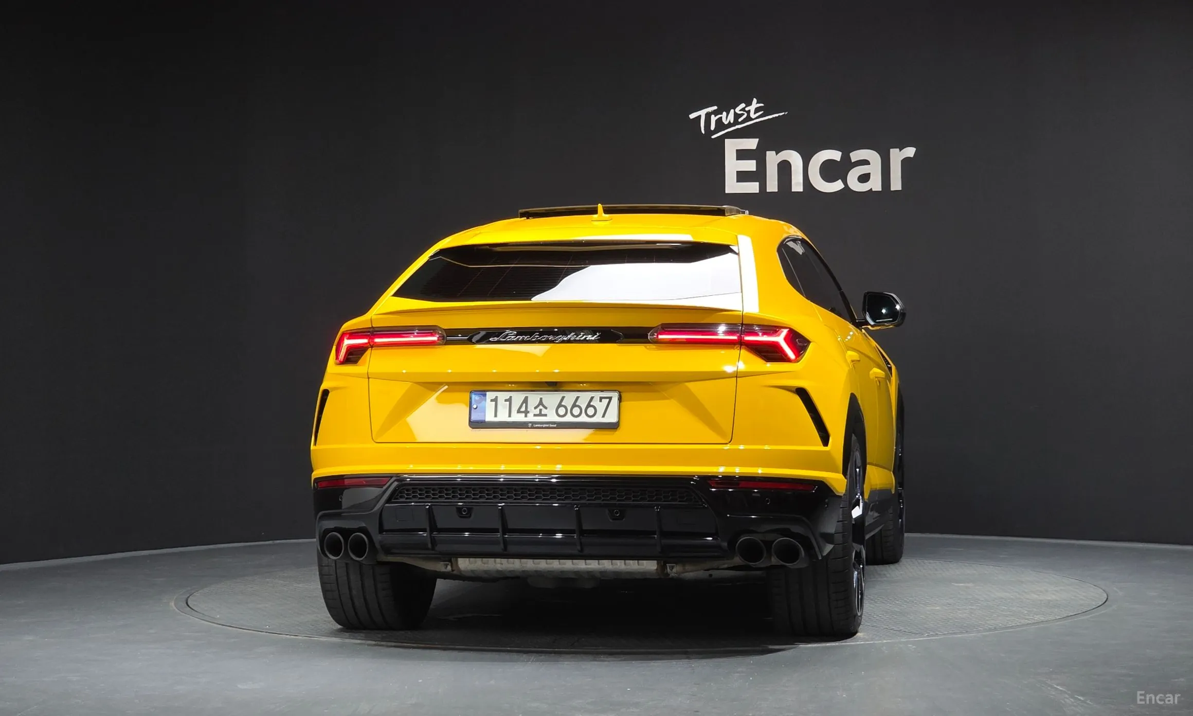 Lamborghini Urus превью 4