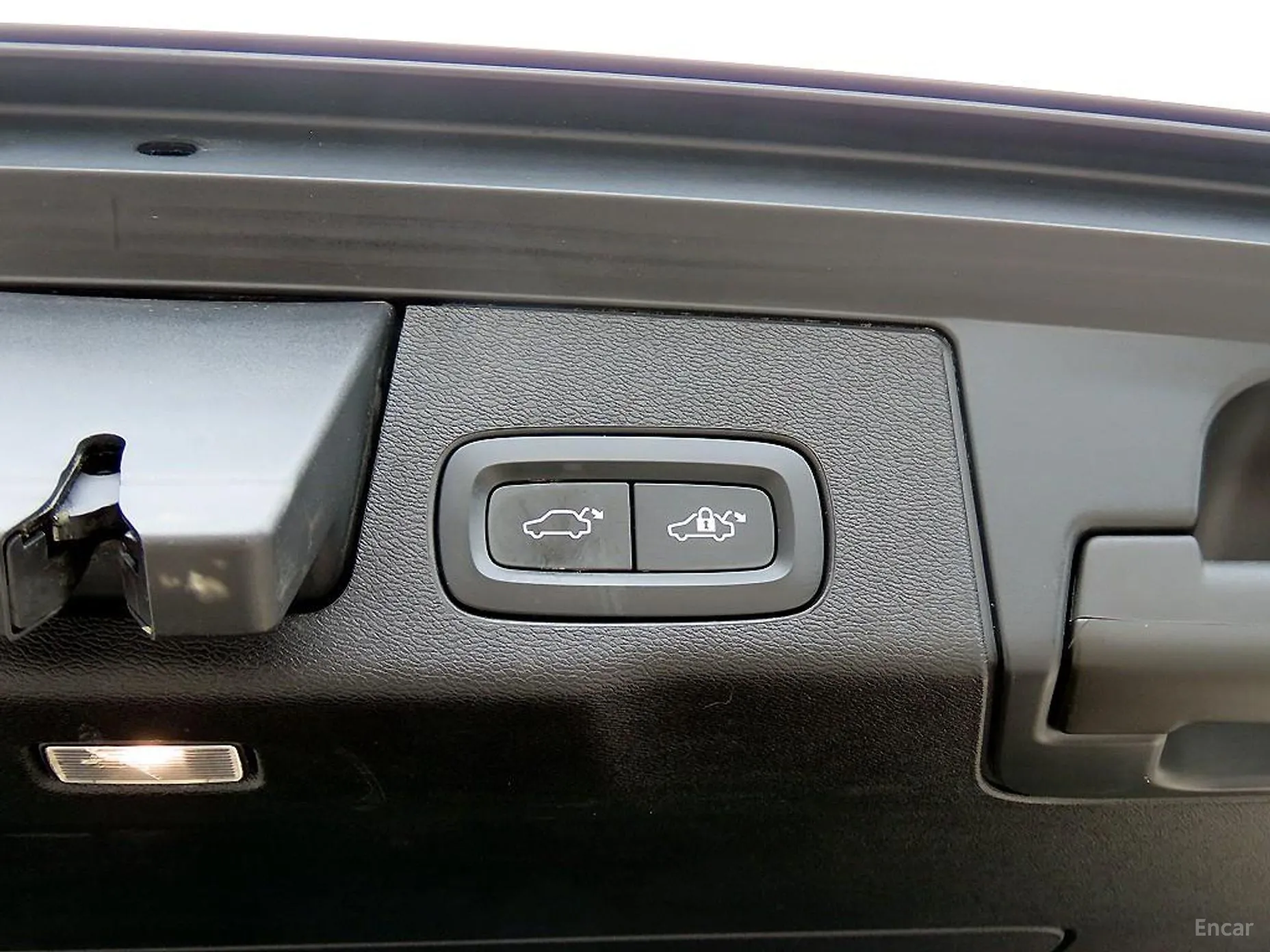 Volvo XC60 Gen 2 превью 15