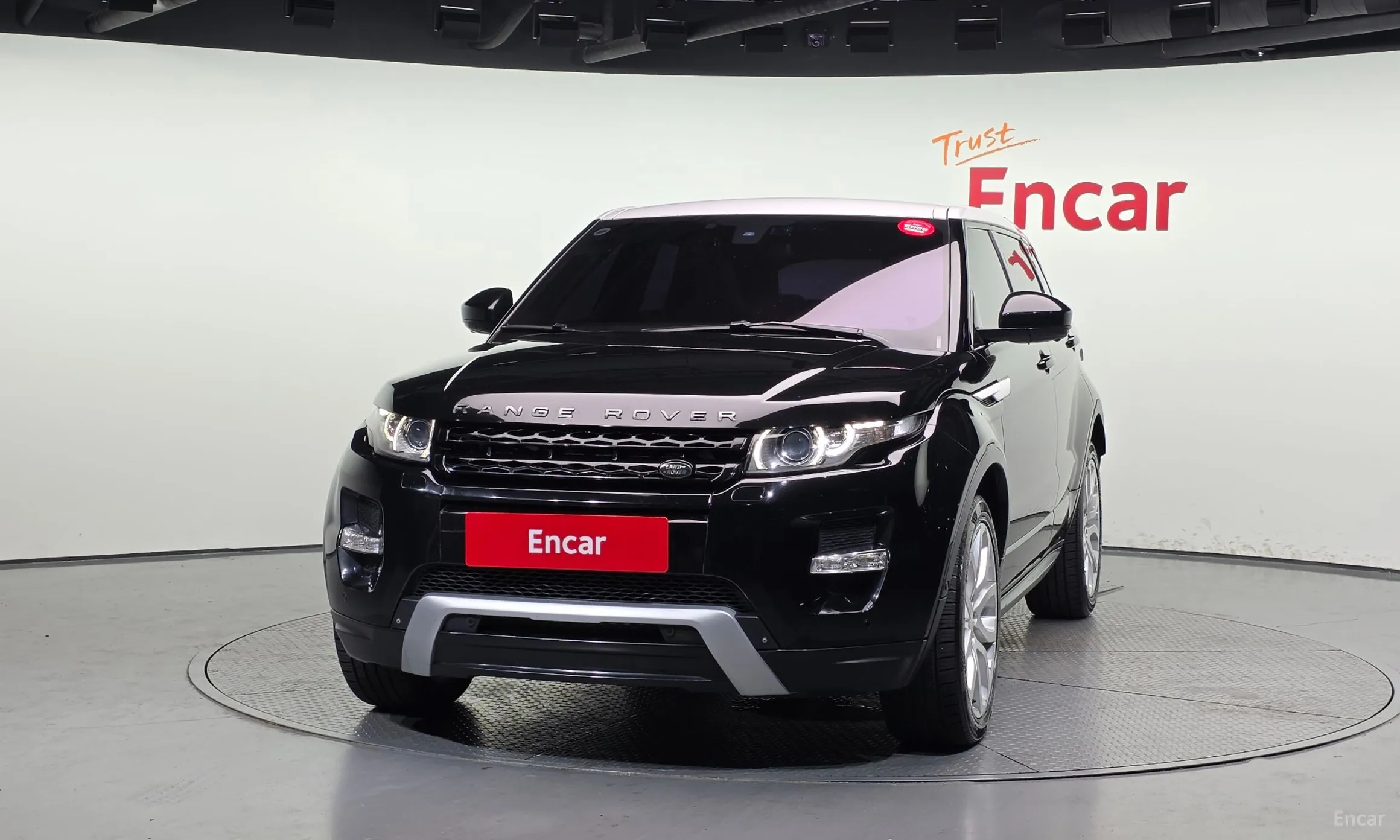 Land Rover Range Rover Evoque превью 3