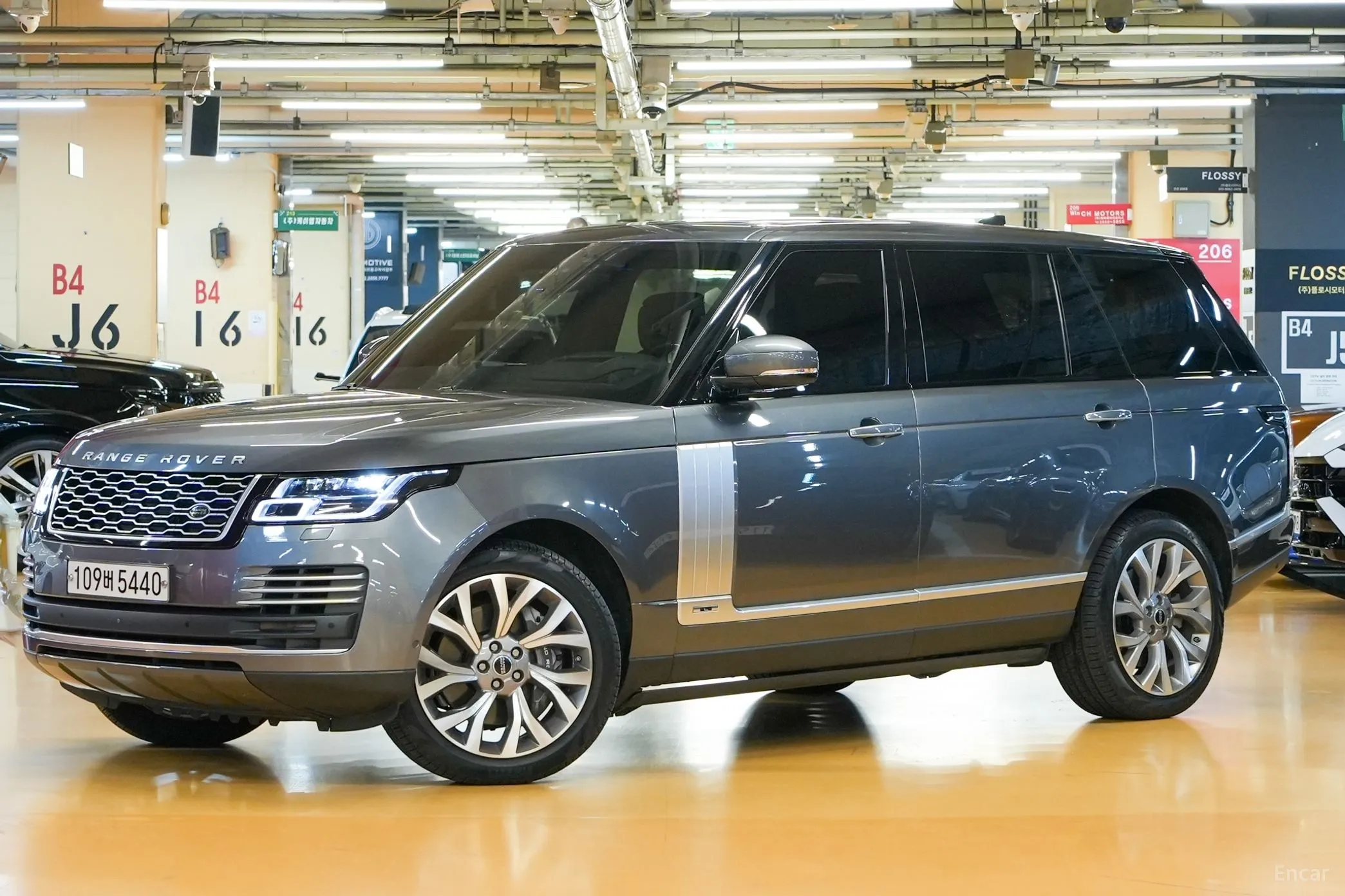 Land Rover Range Rover 4th Generation превью 3