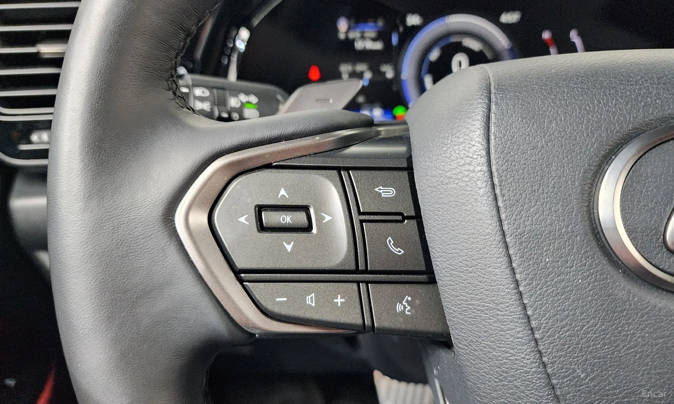 Lexus NX350h Gen 2 превью 16