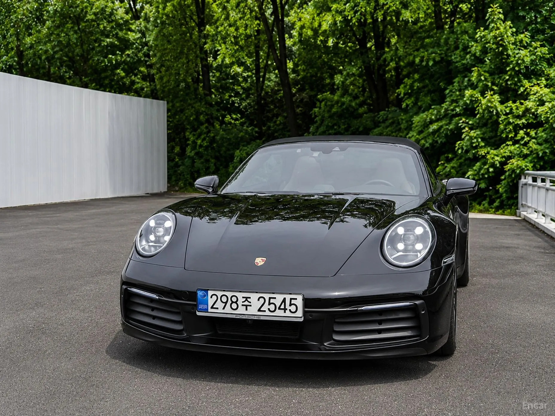Porsche 911 (992)