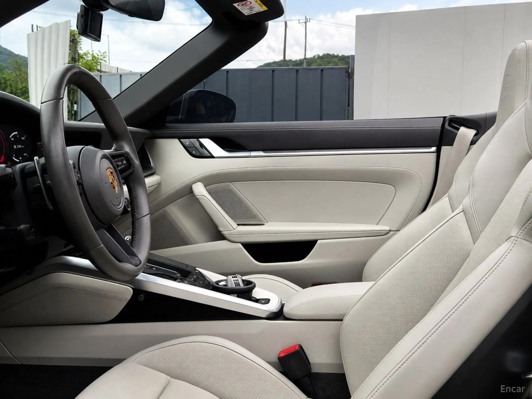 Porsche 911 (992) превью 14