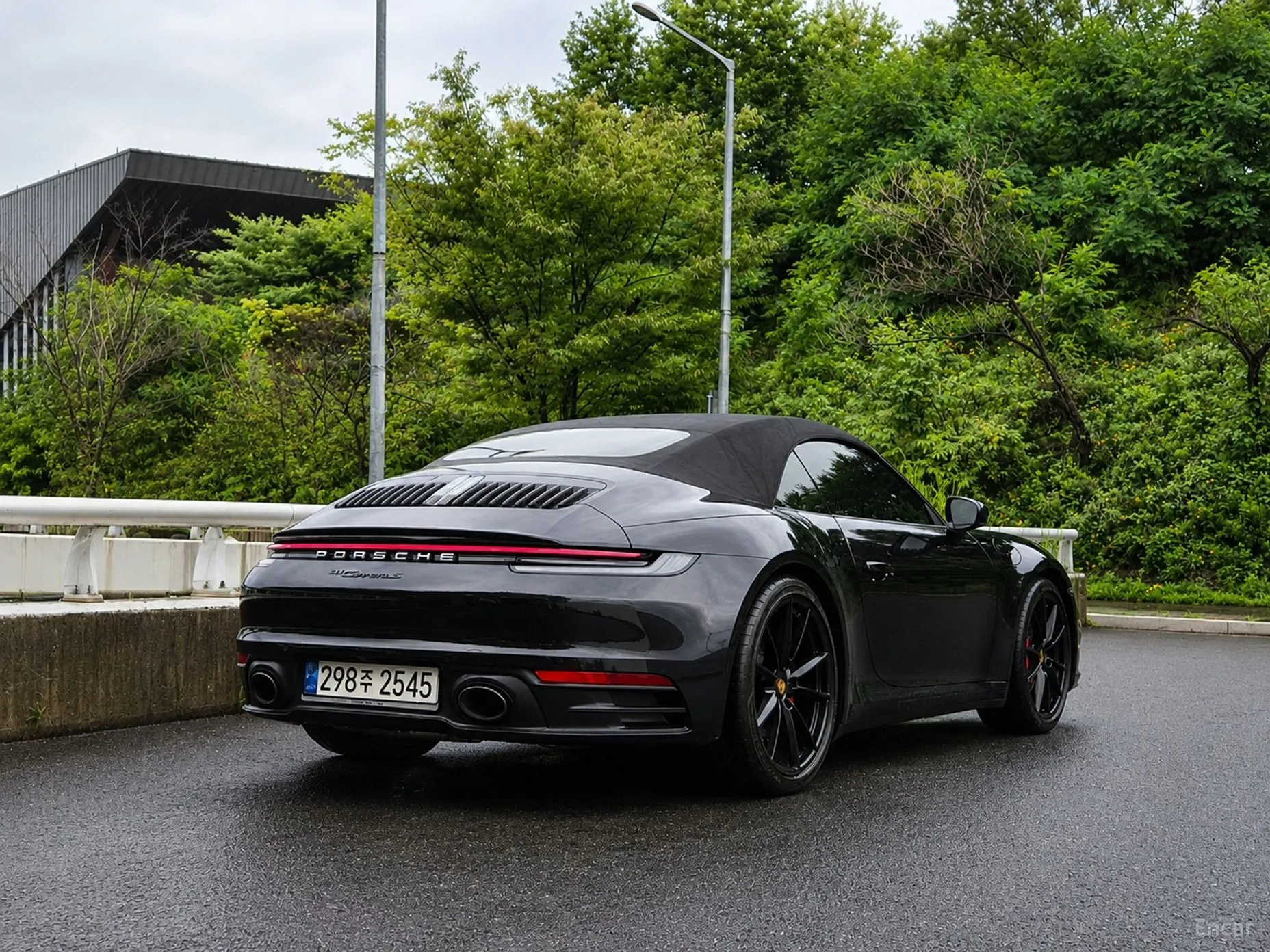 Porsche 911 (992)