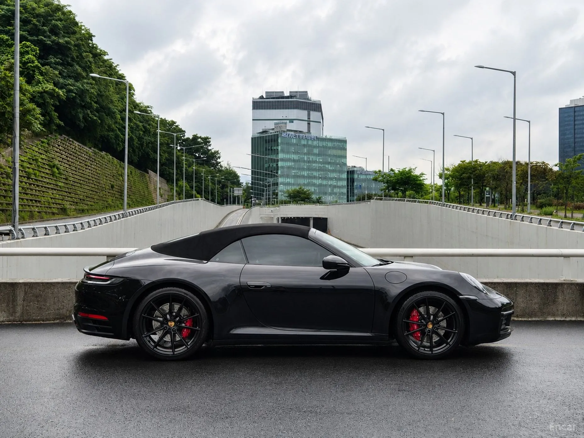 Porsche 911 (992) превью 4