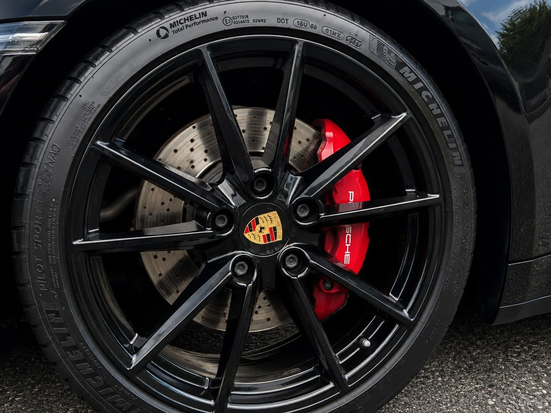 Porsche 911 (992) превью 5