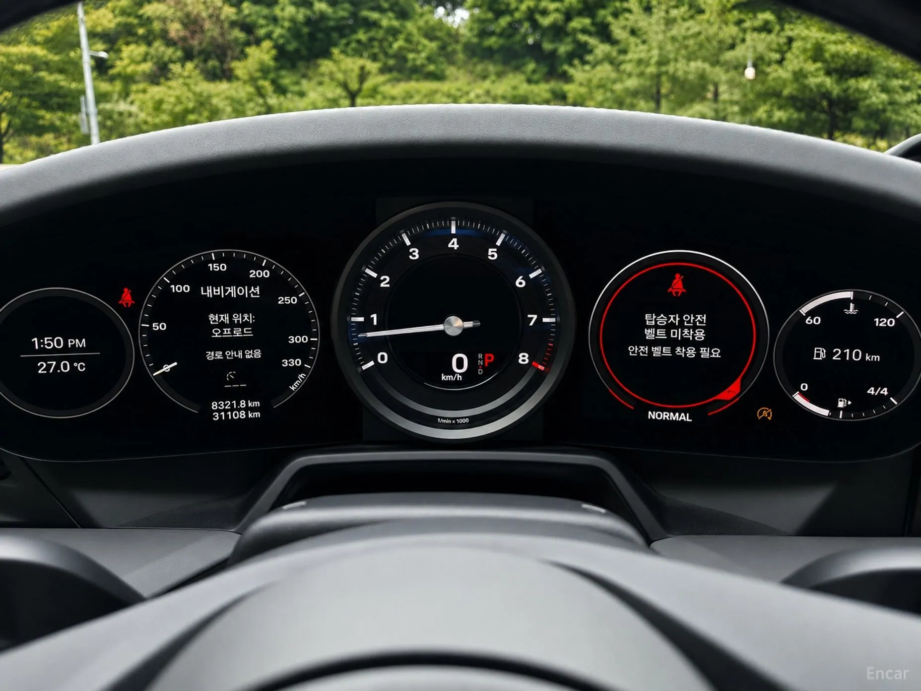 Porsche 911 (992) превью 8