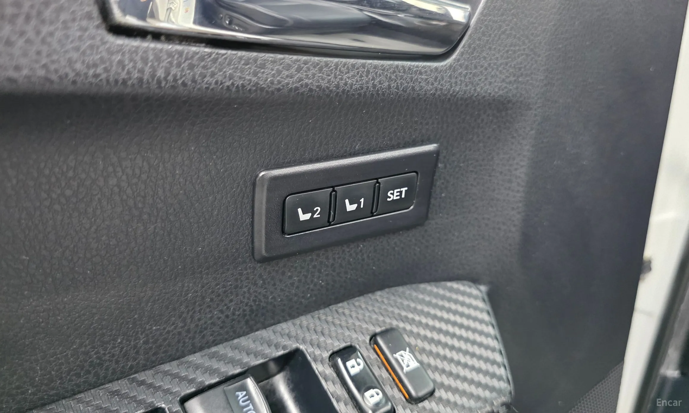 Toyota RAV4 превью 16