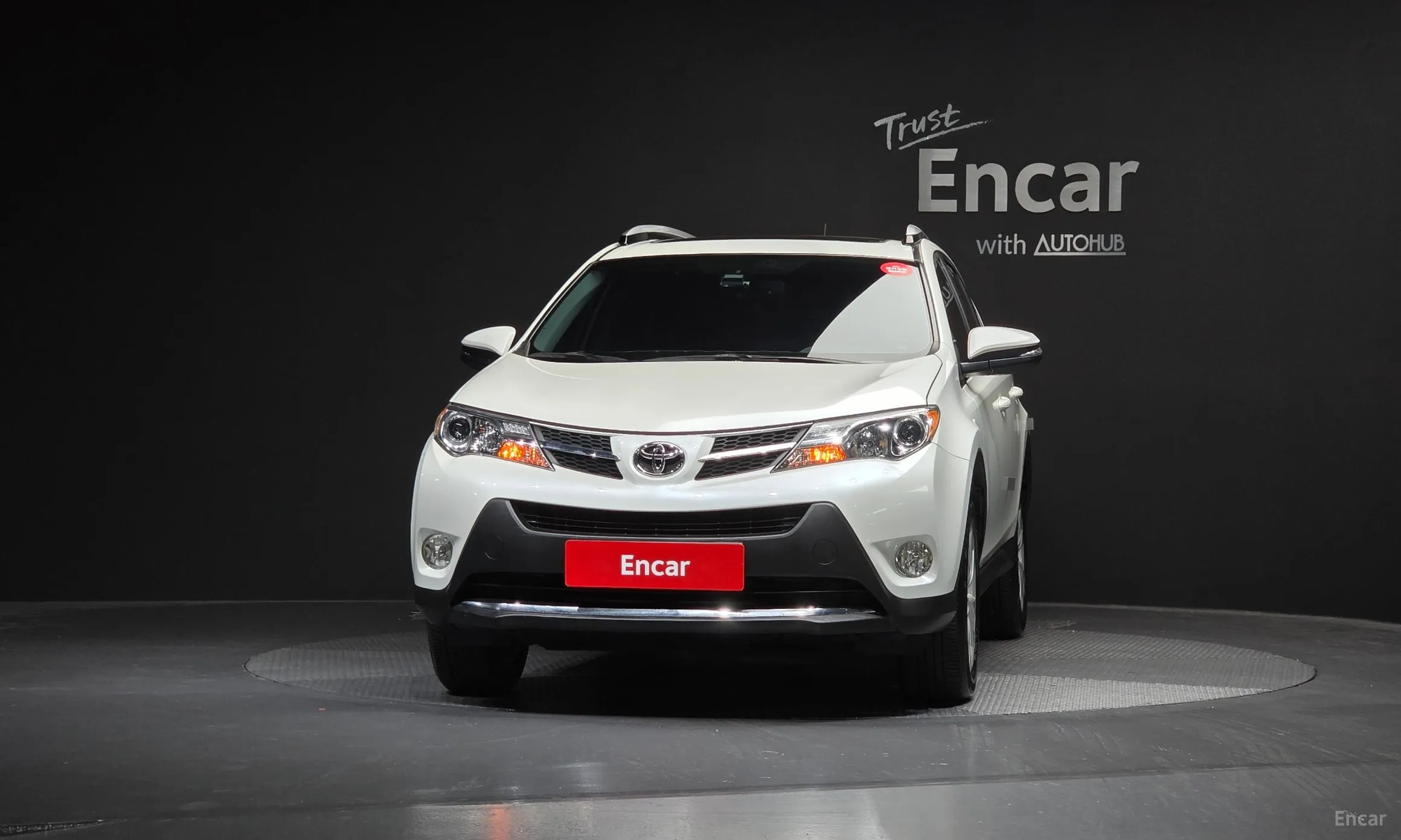 Toyota RAV4 превью 3