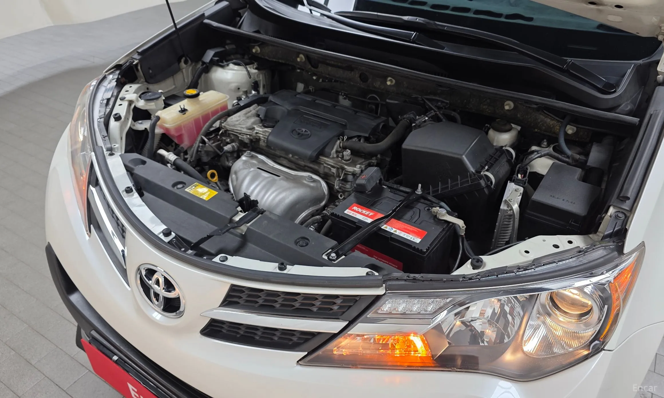 Toyota RAV4 превью 6