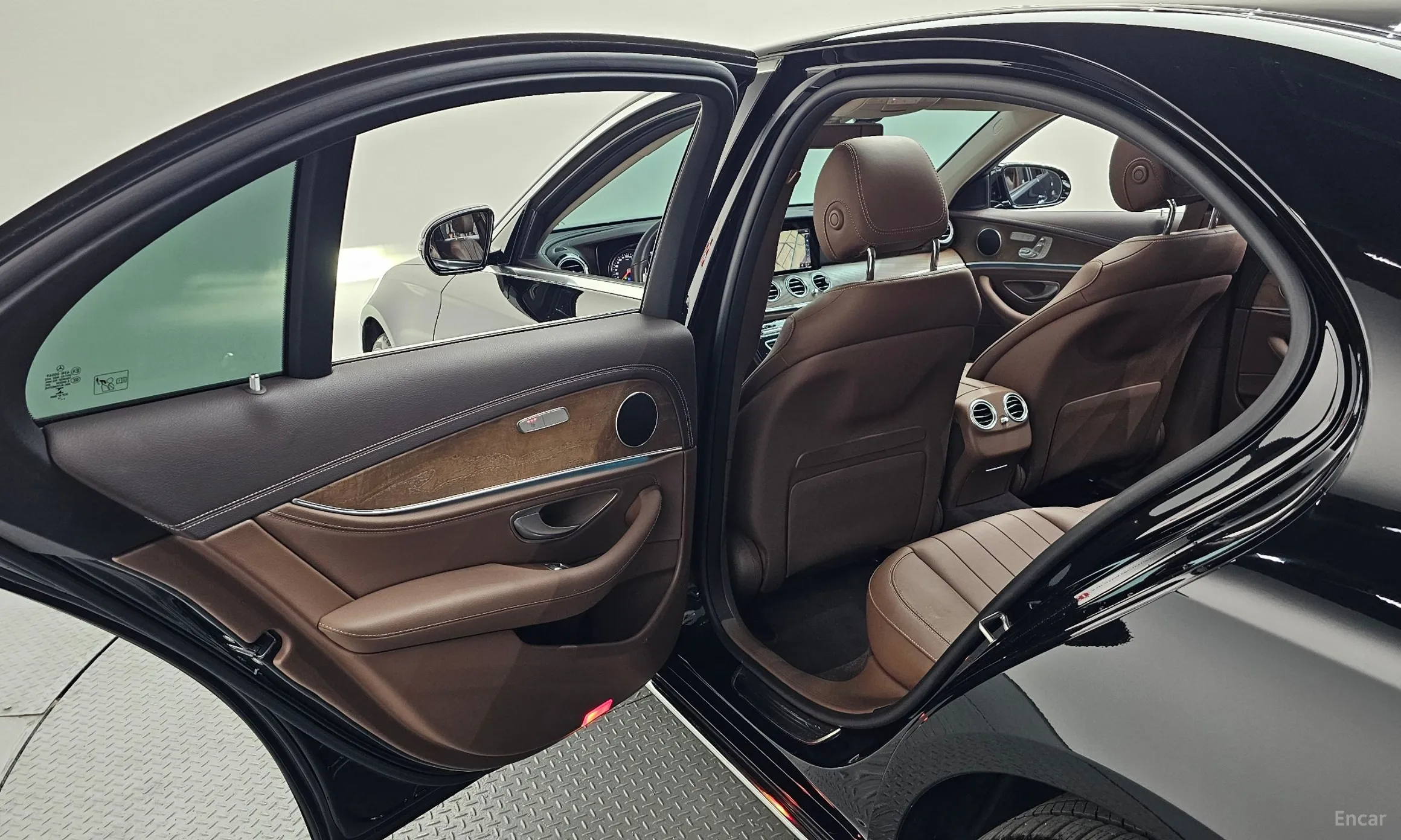 Mercedes Benz E-Class W213 превью 19