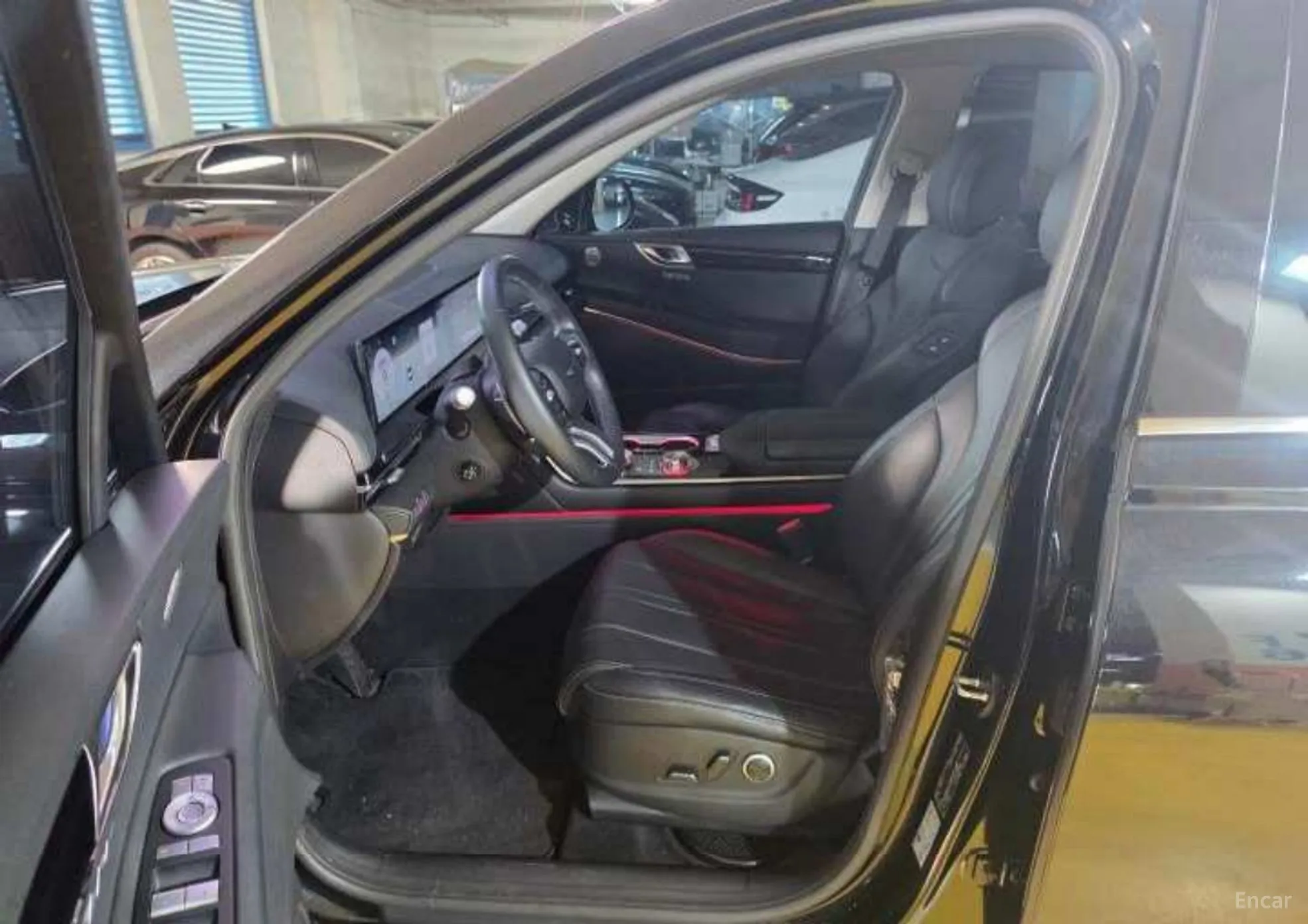 Genesis GV80 превью 4
