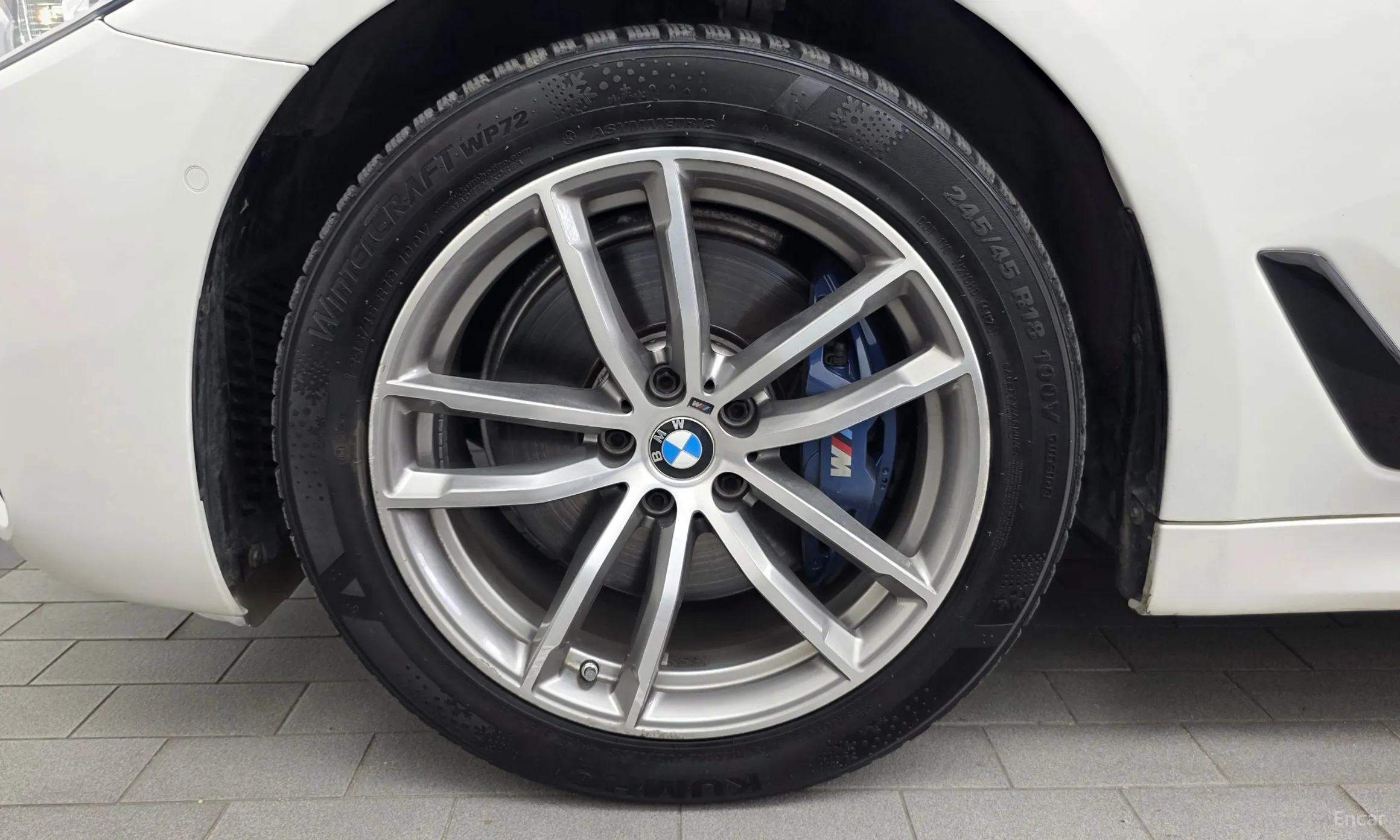 BMW 5 Series (G30) превью 5