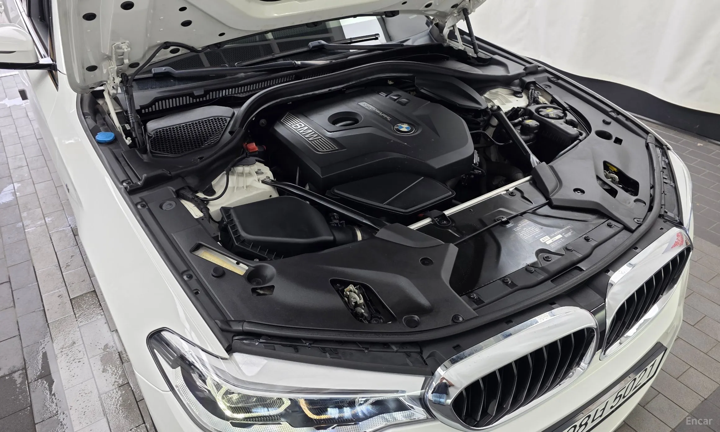 BMW 5 Series (G30) превью 6