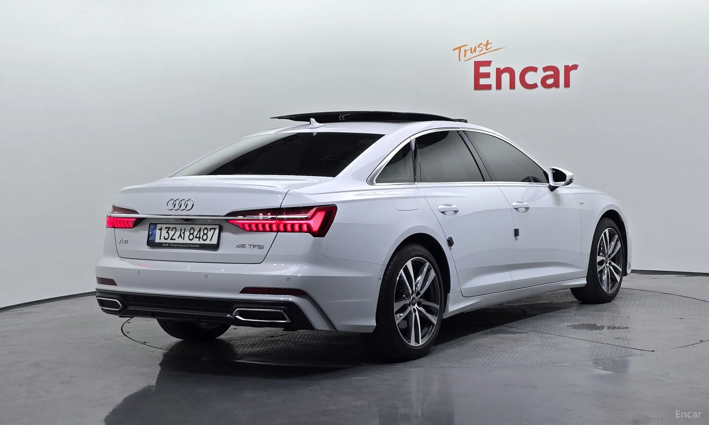 Audi A6 (C8) превью 2