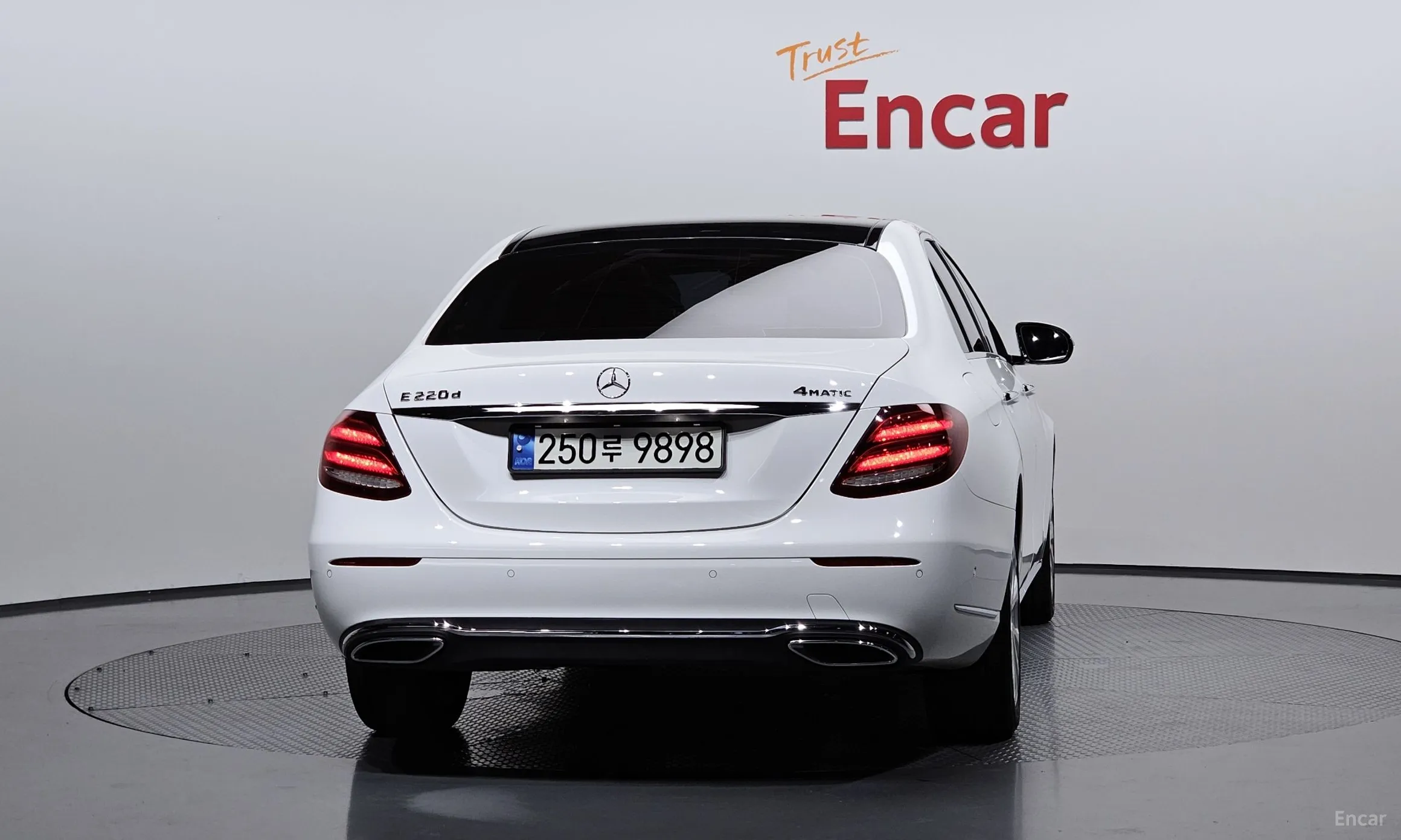Mercedes Benz E-Class W213 превью 4
