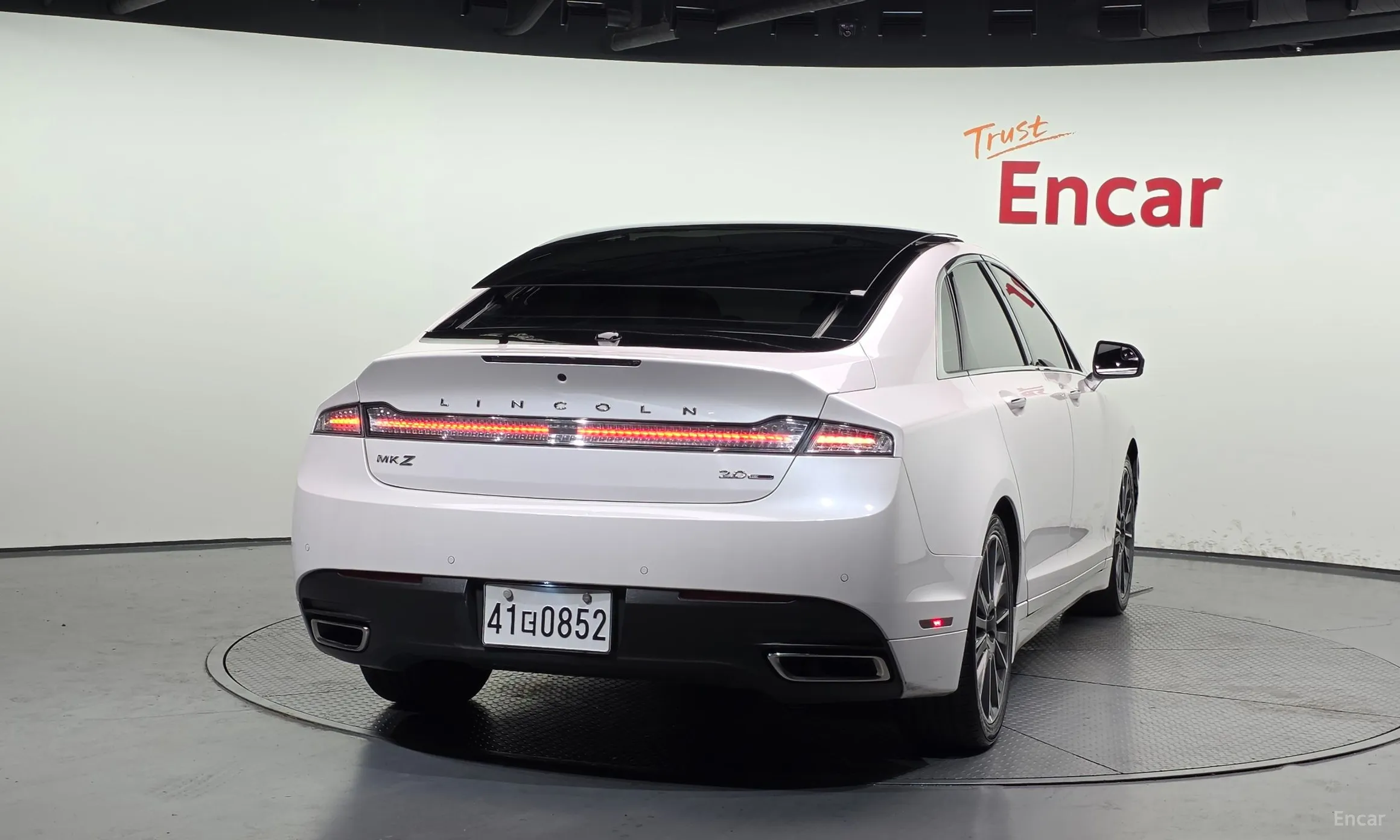 Lincoln New MKZ превью 4
