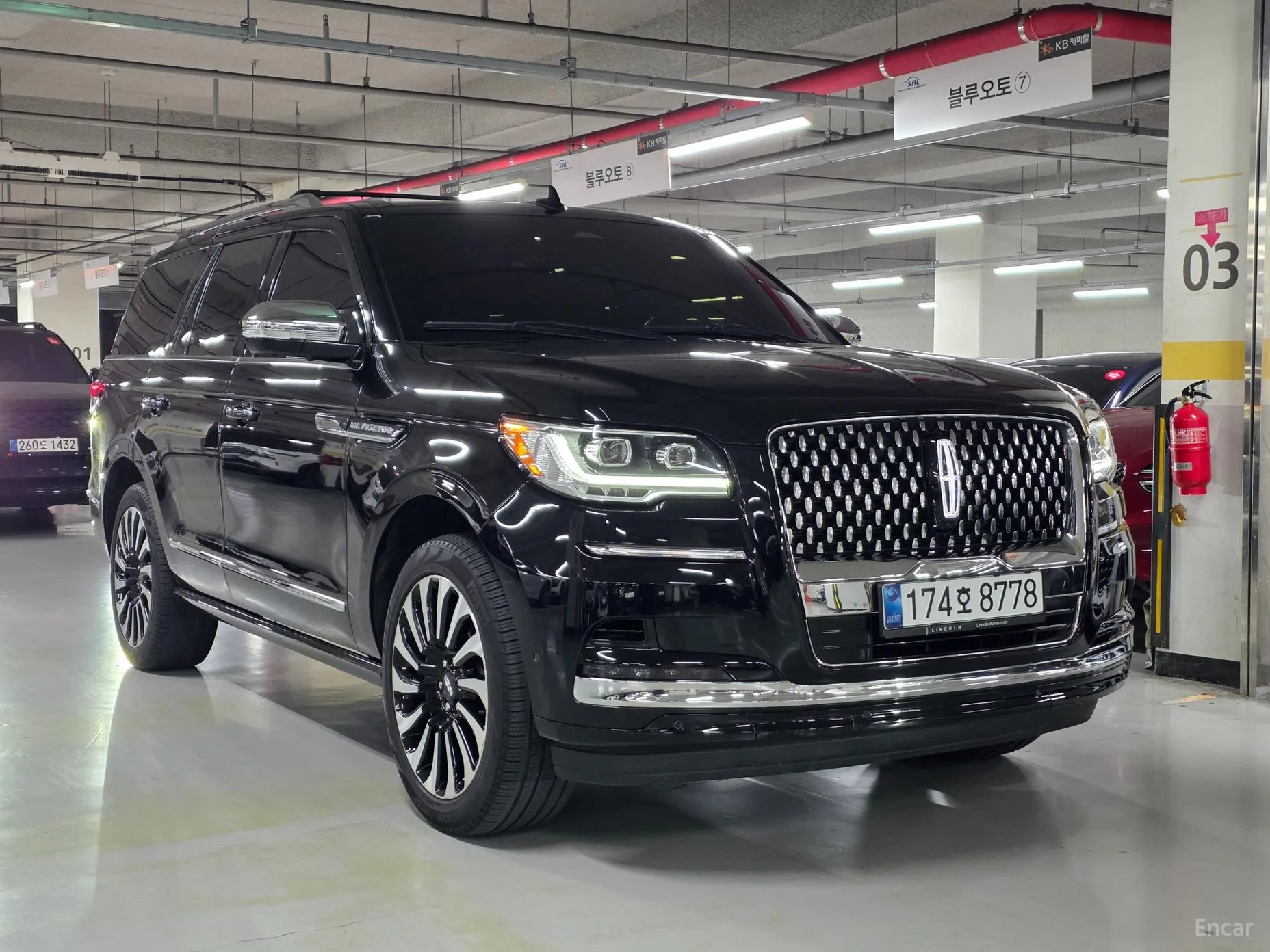 Lincoln Navigator 4th generation превью 3