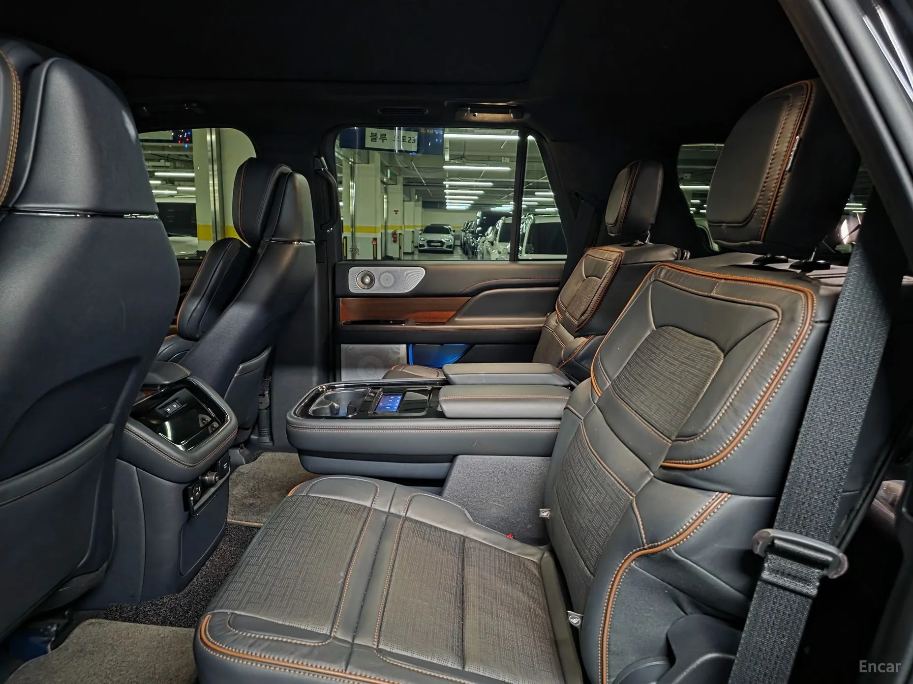 Lincoln Navigator 4th generation превью 9