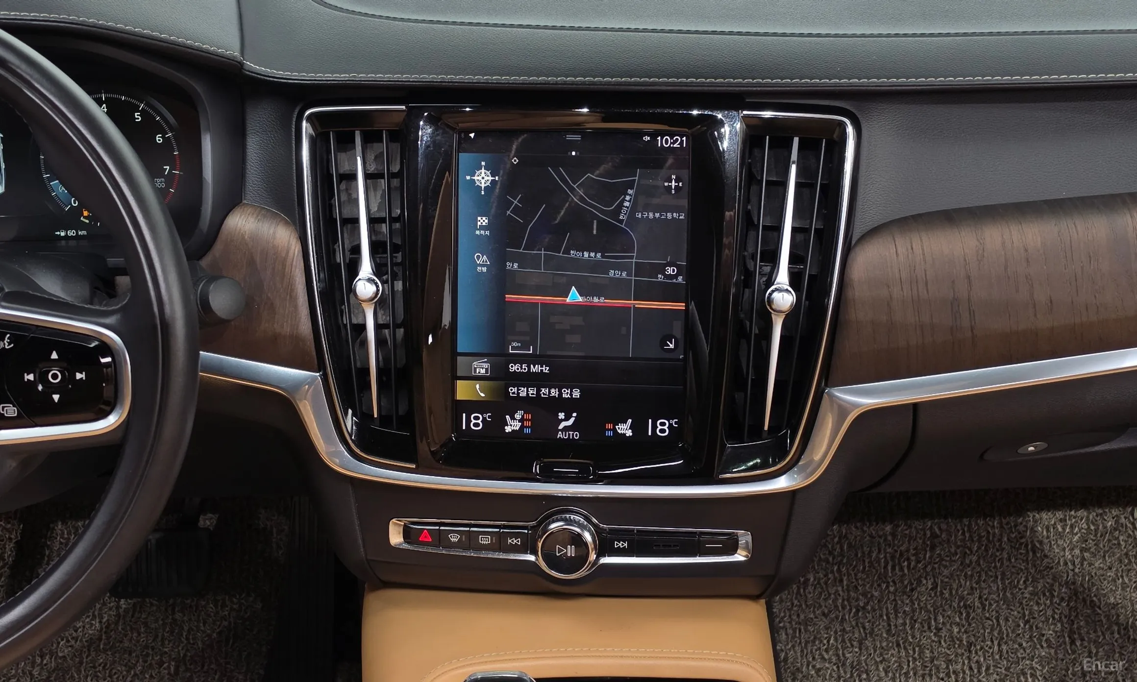 Volvo S90 превью 13